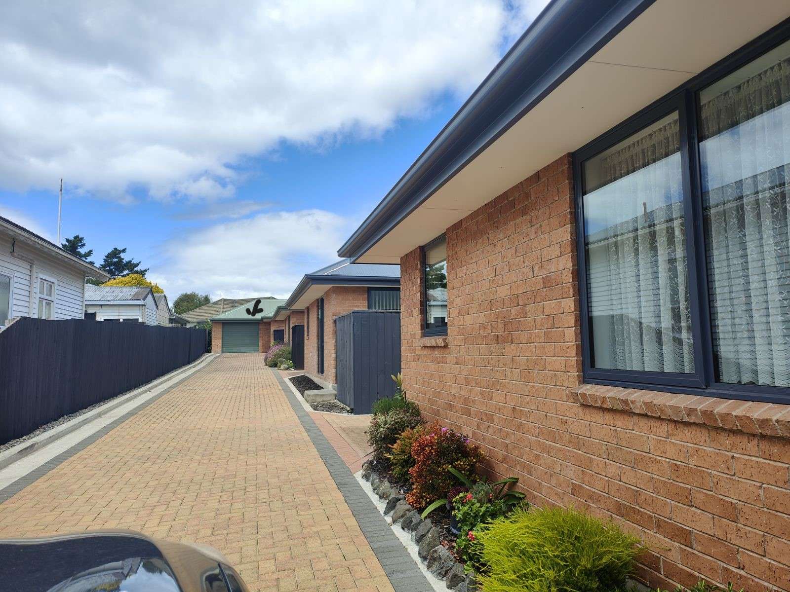 4/6 Wainoni Road photo 10