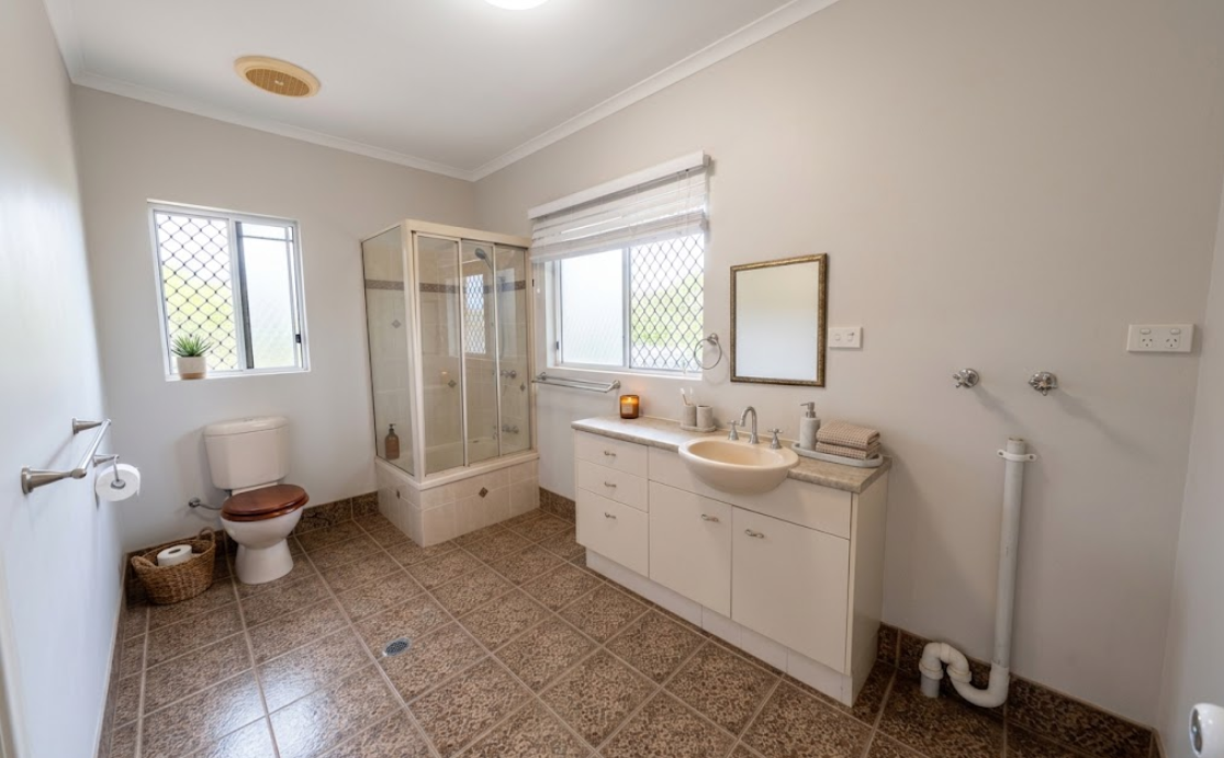 14a Greenhills Road — photo 8 of 15