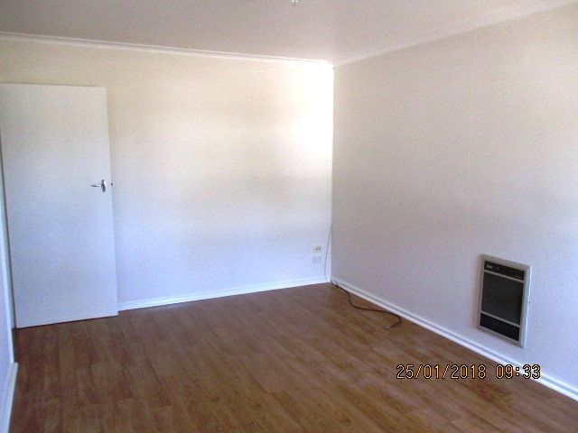 9 Civic Avenue, Waikerie, SA 5330