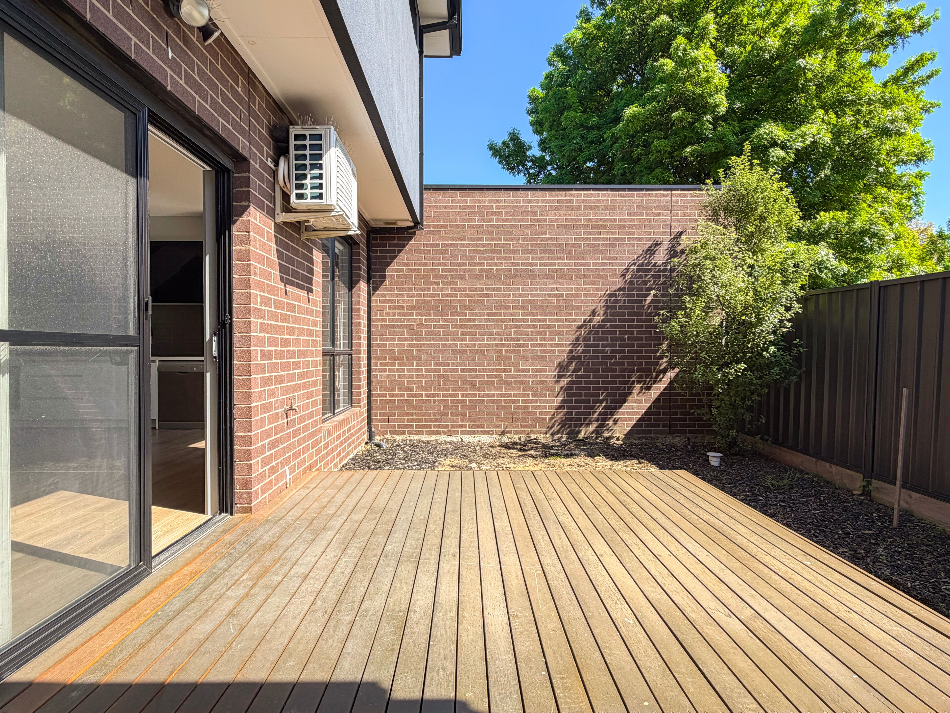 2/49 Shand Road — photo 13 of 14