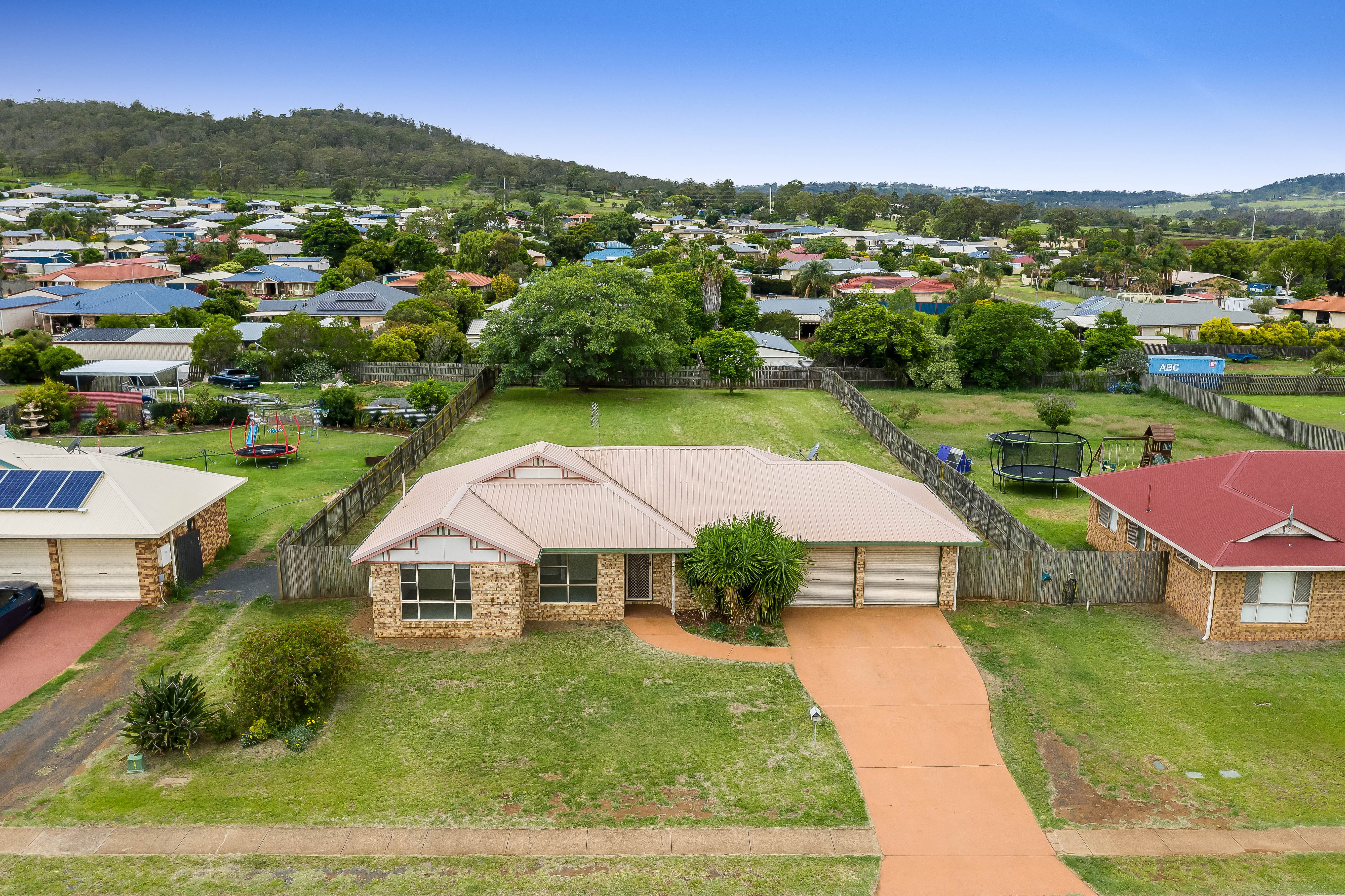 35 Belclaire Drive, Westbrook, QLD 4350