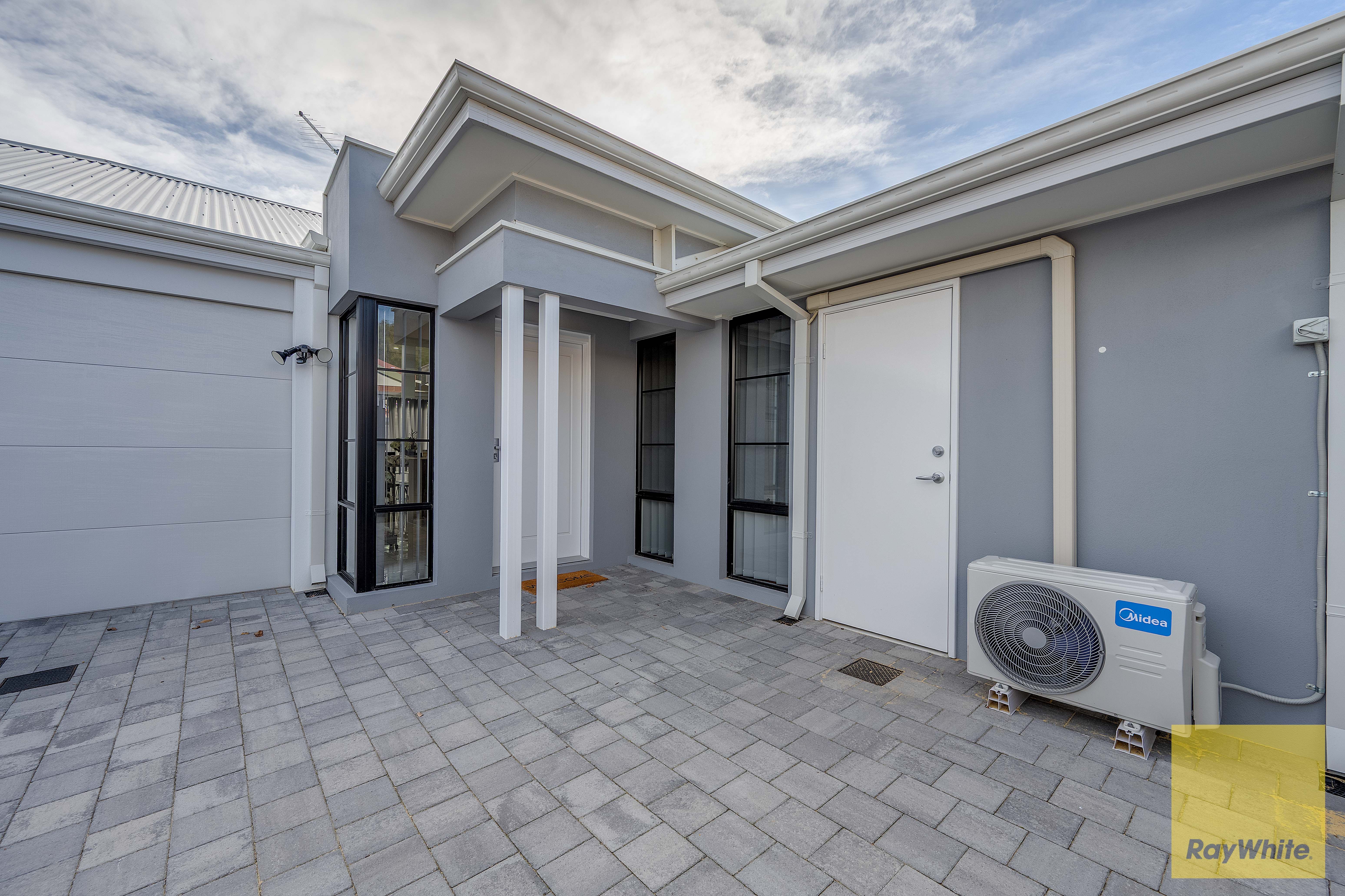 17C Nollamara Avenue — photo 15 of 15