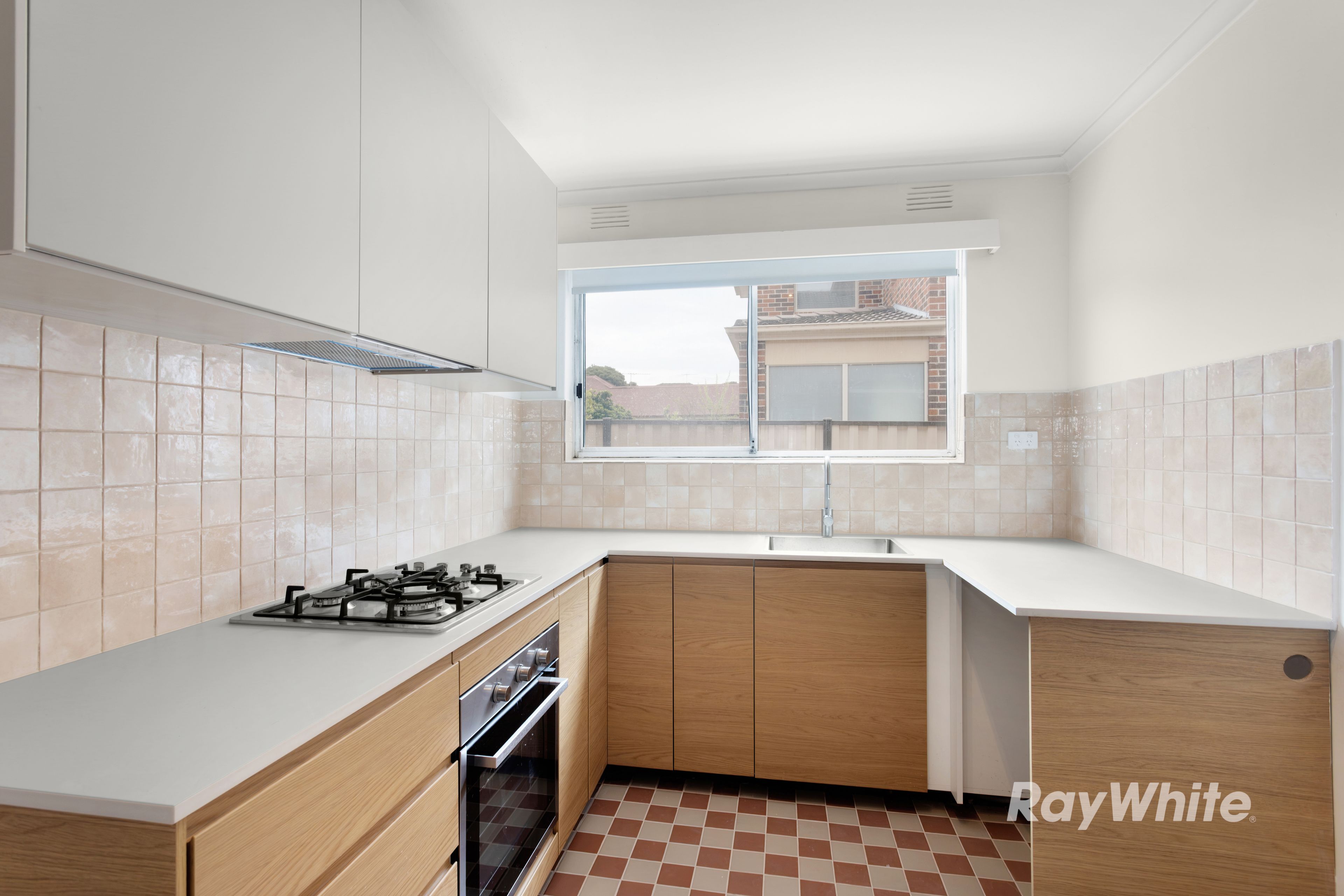1/16 Truganini Road, Carnegie, VIC 3163