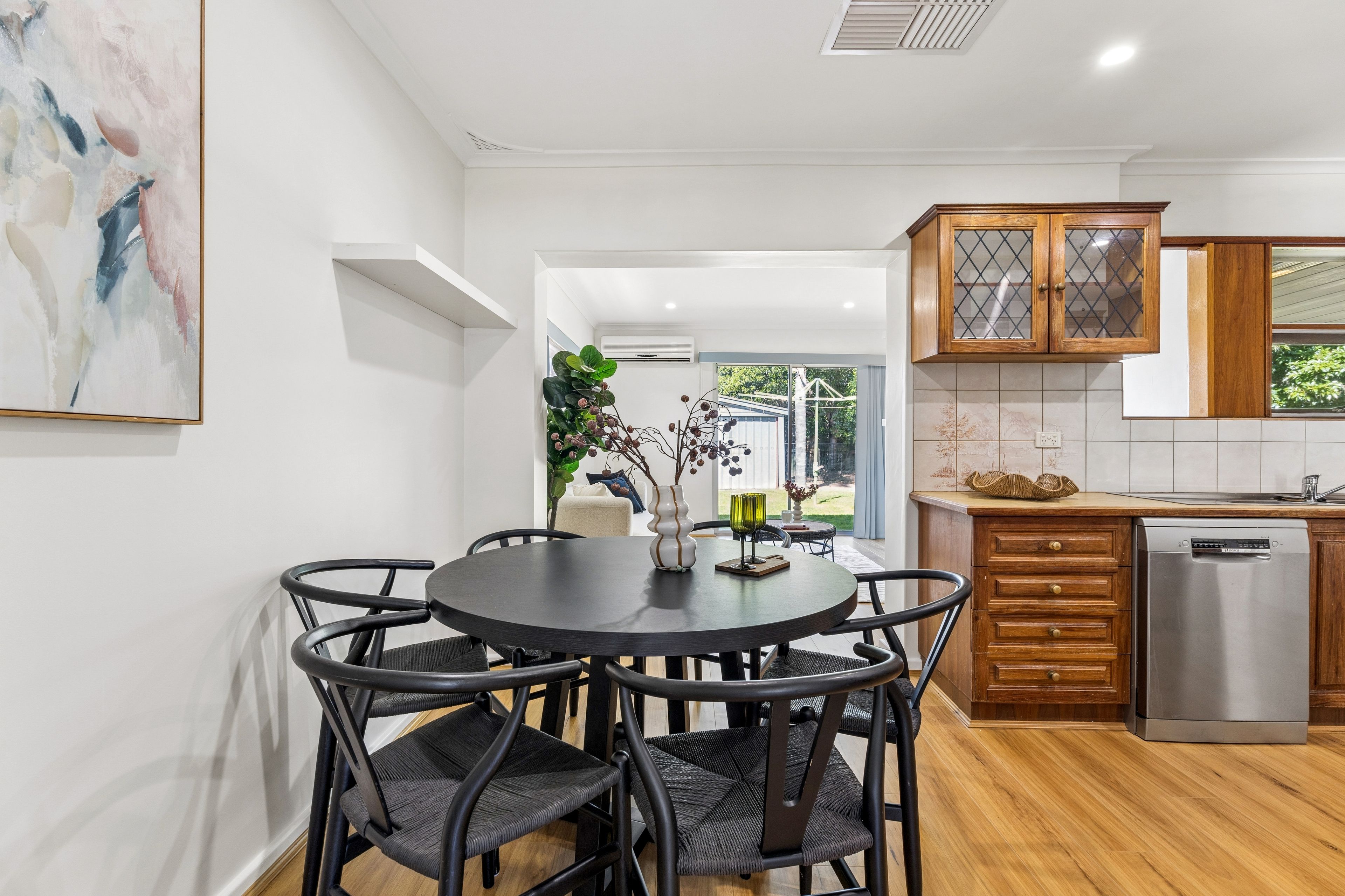 48 Tiparra Avenue — photo 5 of 16