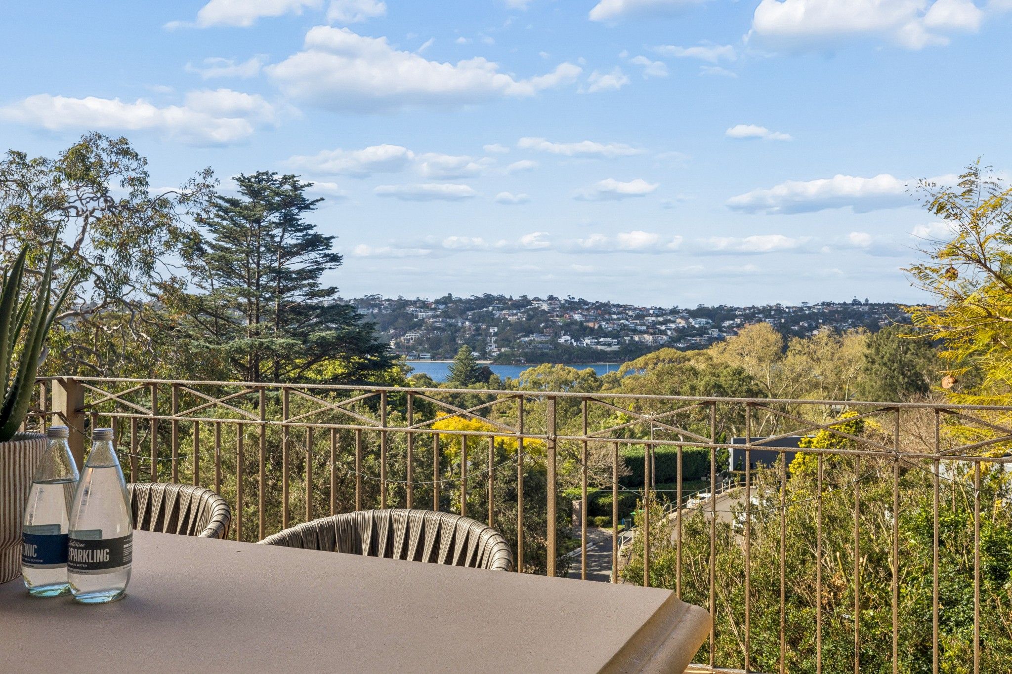 12 Kiora Avenue — photo 3 of 24