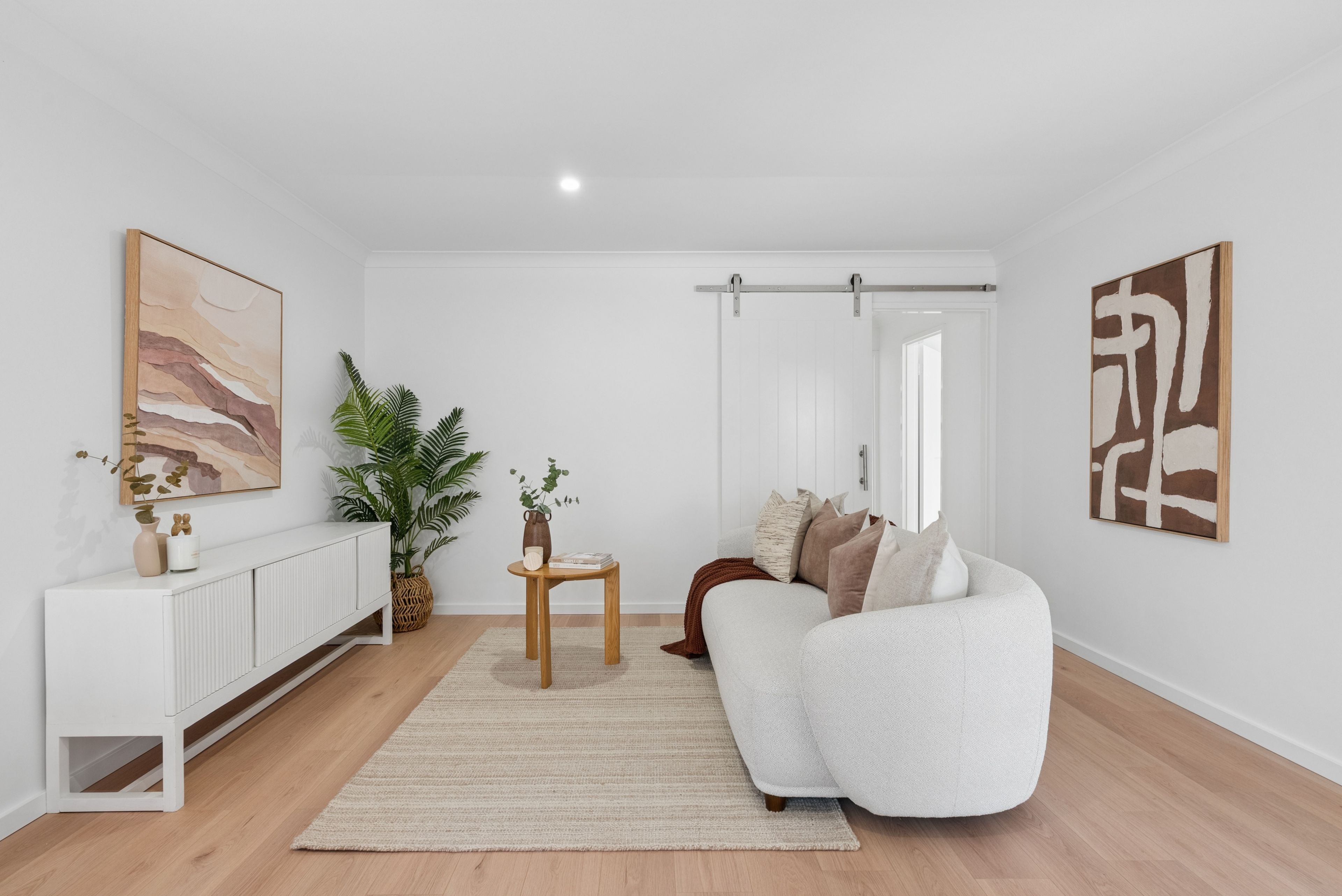 2 Rosewood Heights — photo 3 of 16