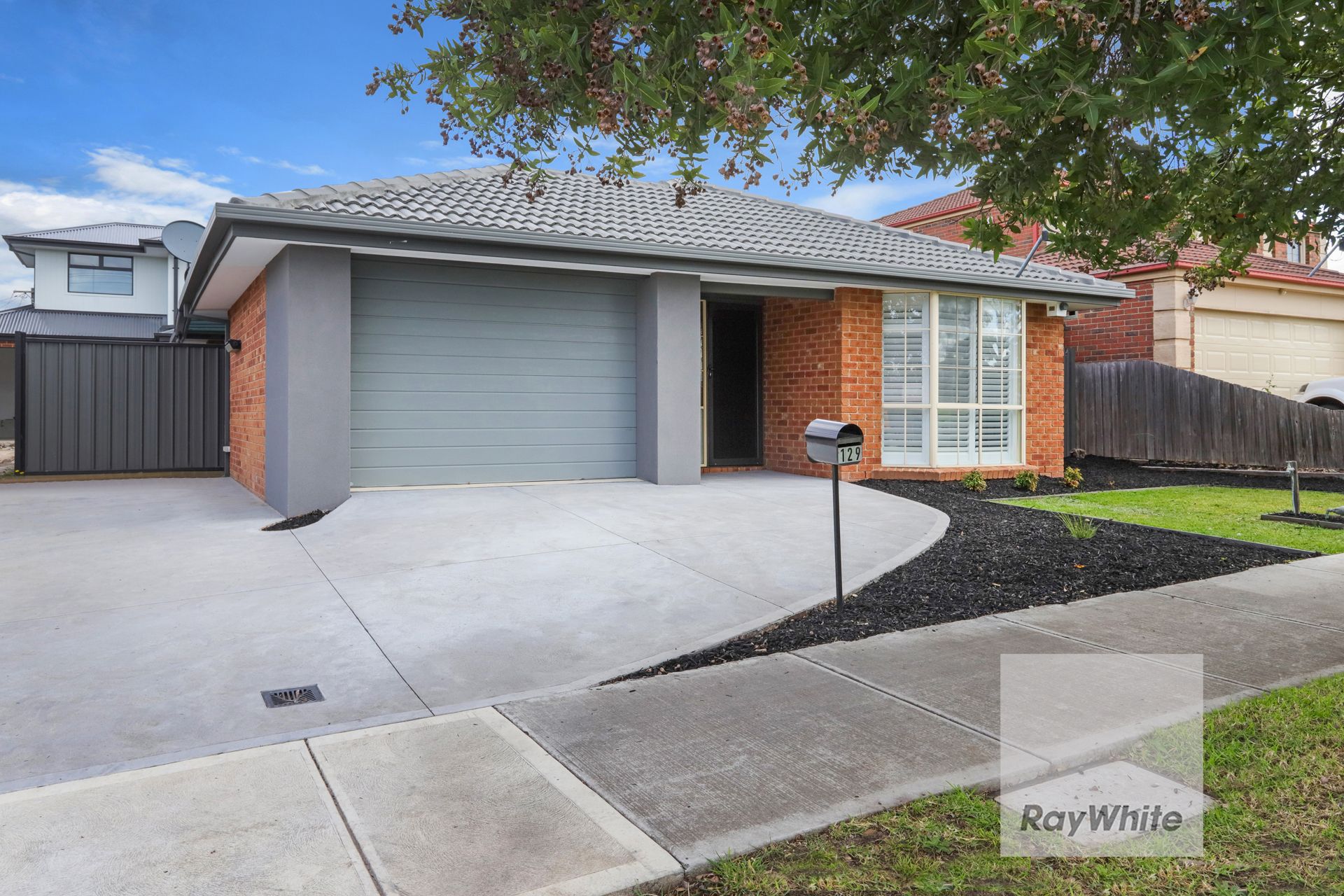 129a Hothlyn Drive, Craigieburn, VIC 3064