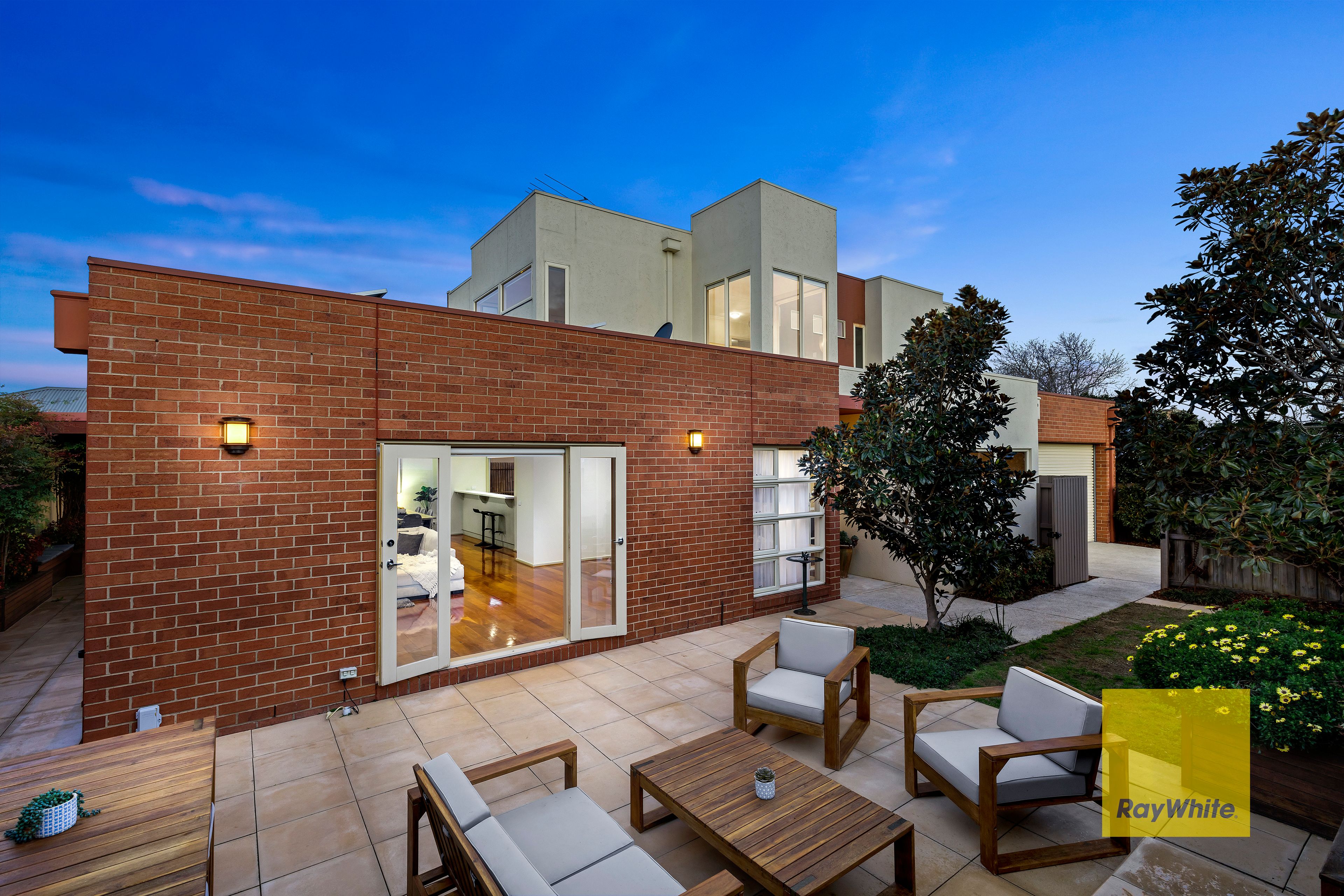 1 Montague Street, Highton, VIC 3216