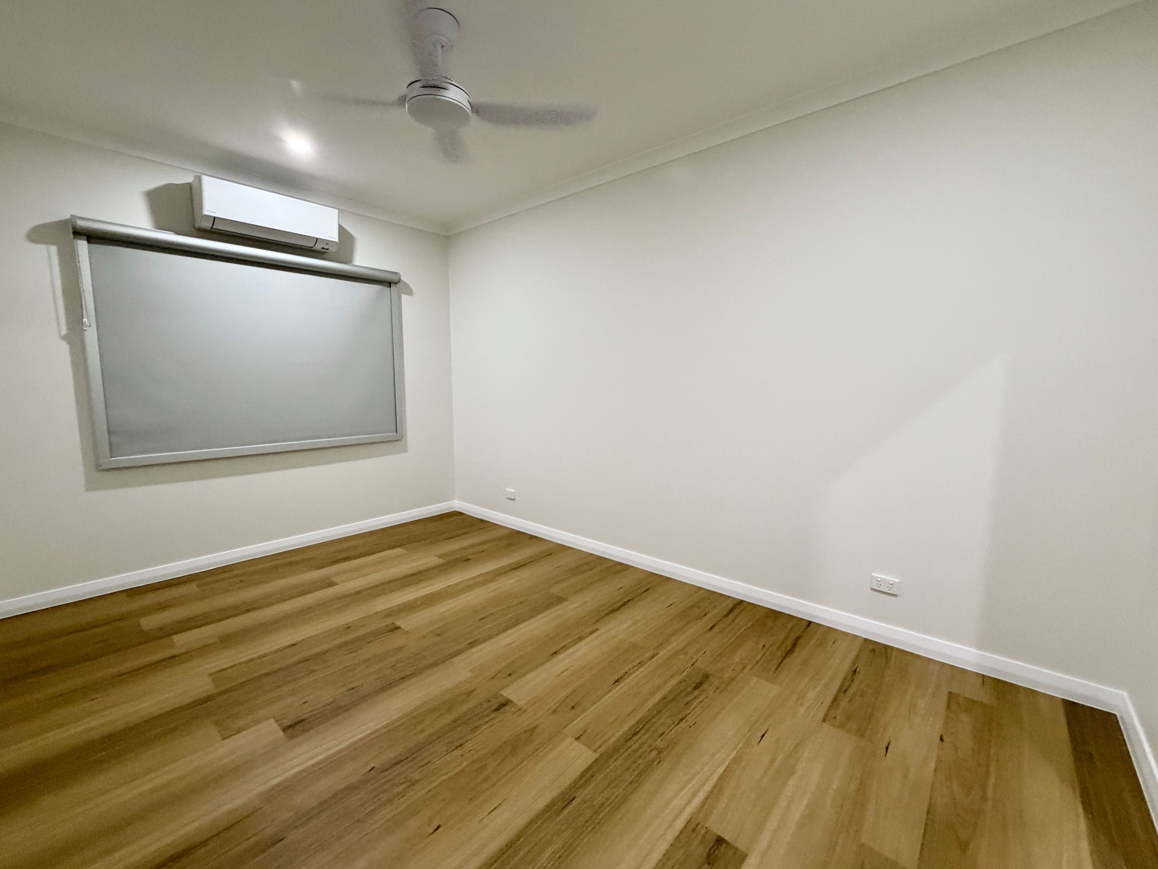 20 Wrasse Crescent — photo 13 of 30