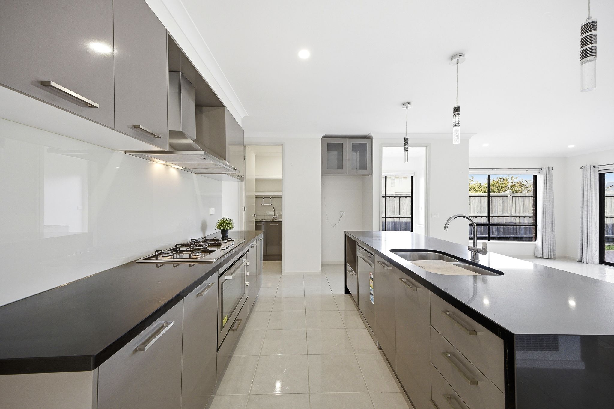 7 Capstone Street, Clyde, VIC 3978