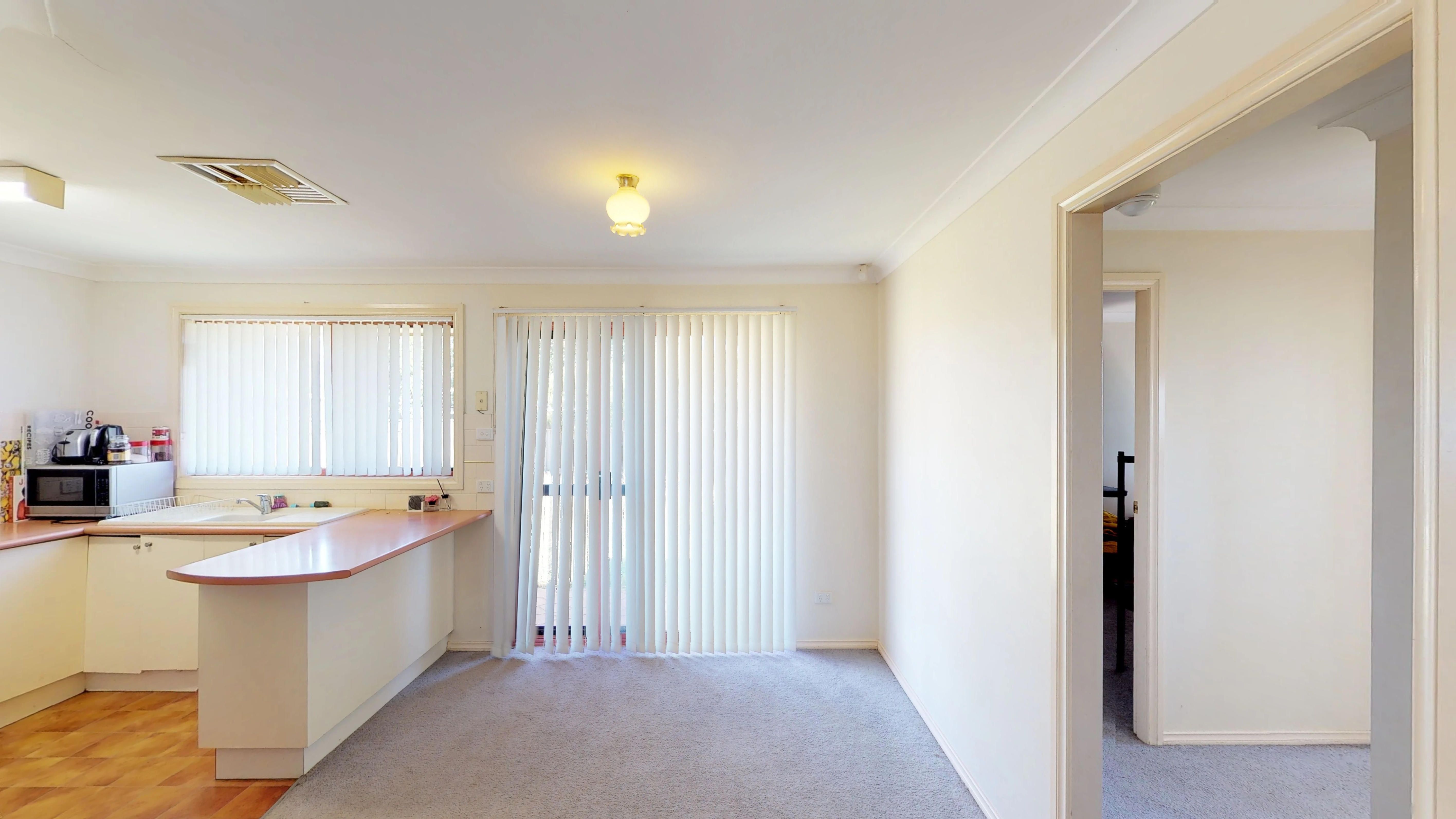 8B John Glenn Place, Dubbo, NSW 2830