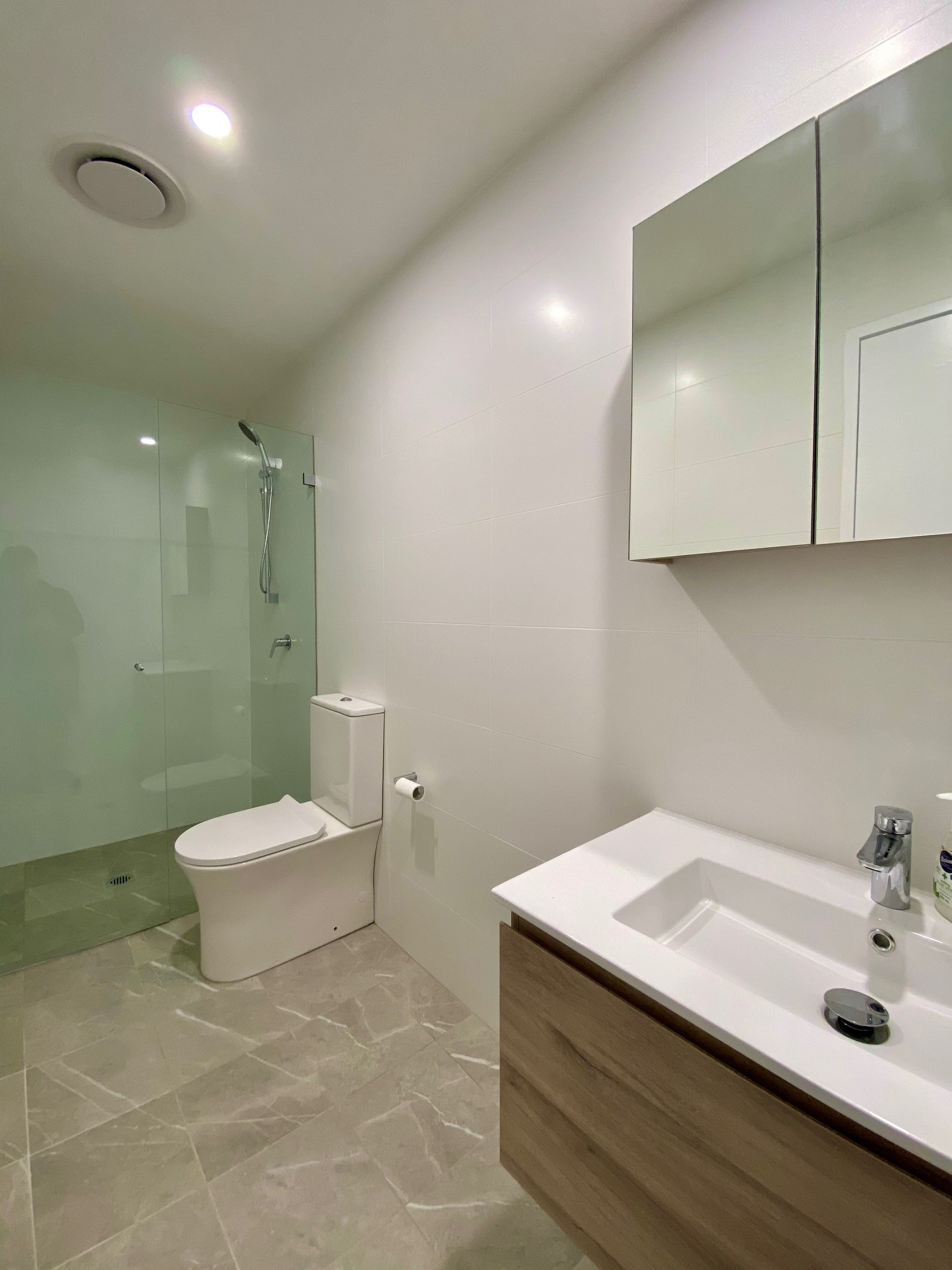 412C/2 Calabria Lane, Prairiewood, NSW 2176