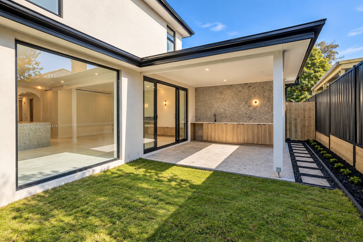 2/2 Purser Avenue, Ringwood East, VIC 3135
