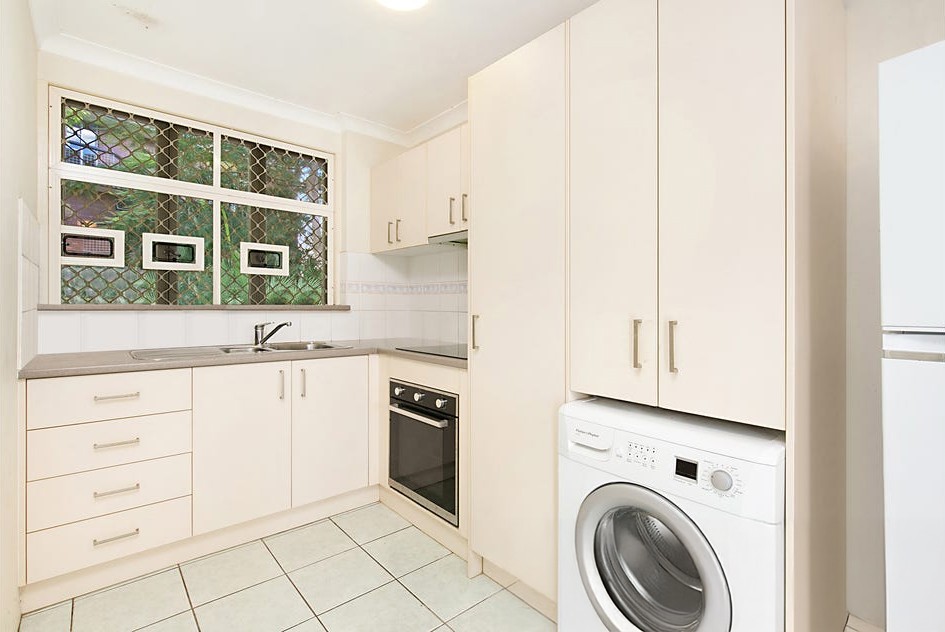 9/75 Sir Fred Schonell Drive, St Lucia, QLD 4067