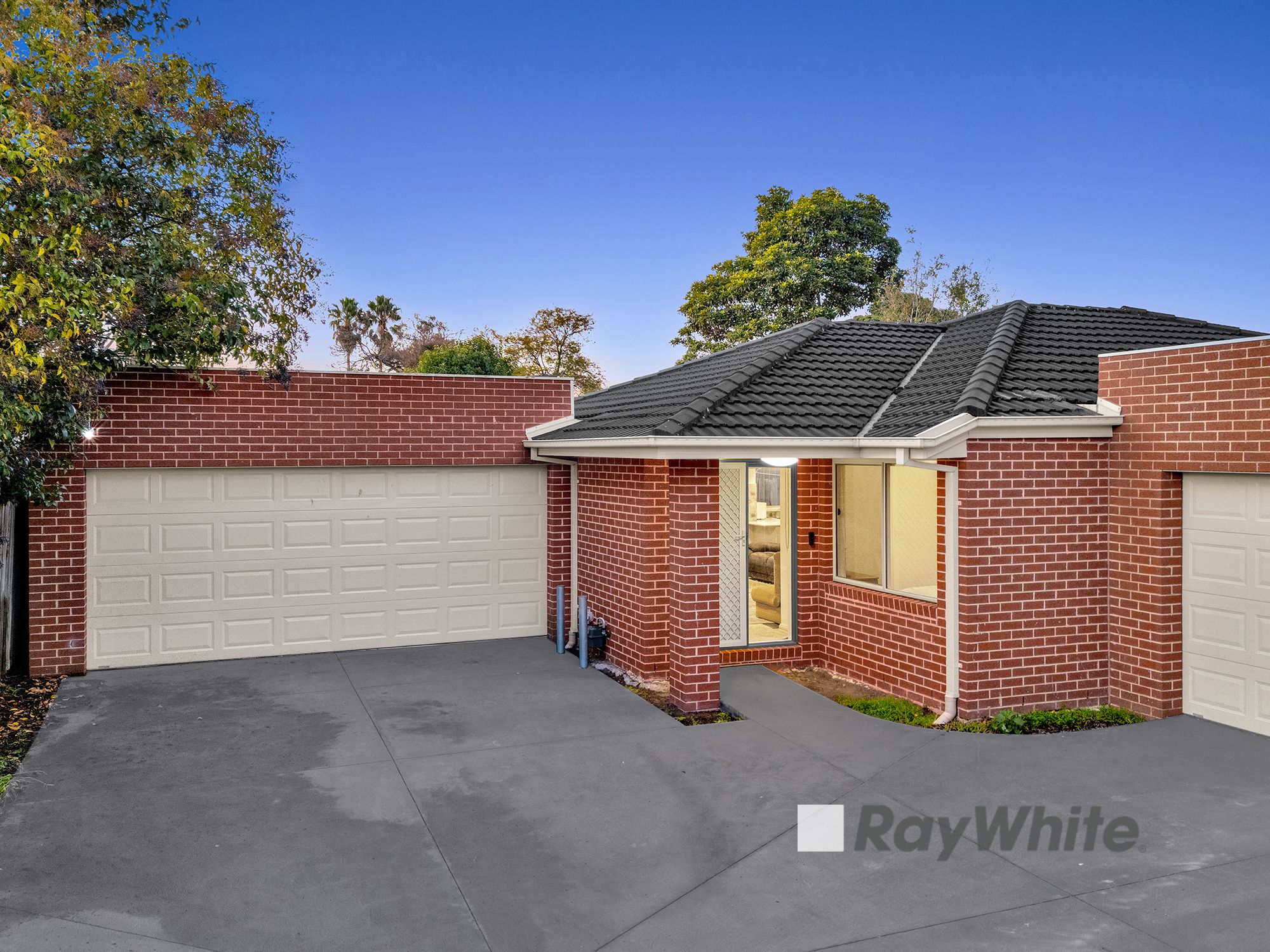 9A Campbell Parade, Cranbourne VIC 3977