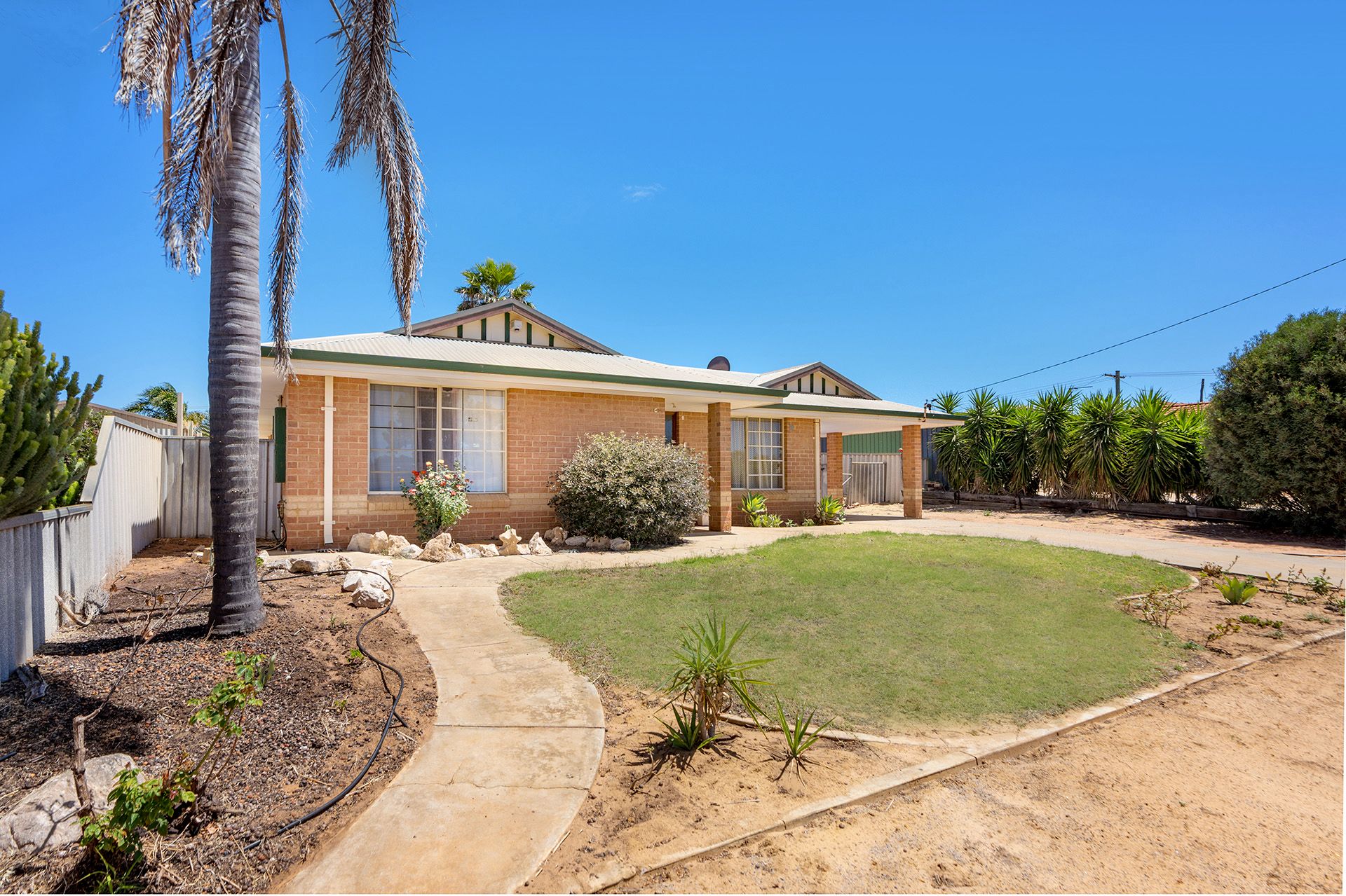 18 Naomi Way, Karloo WA 6530