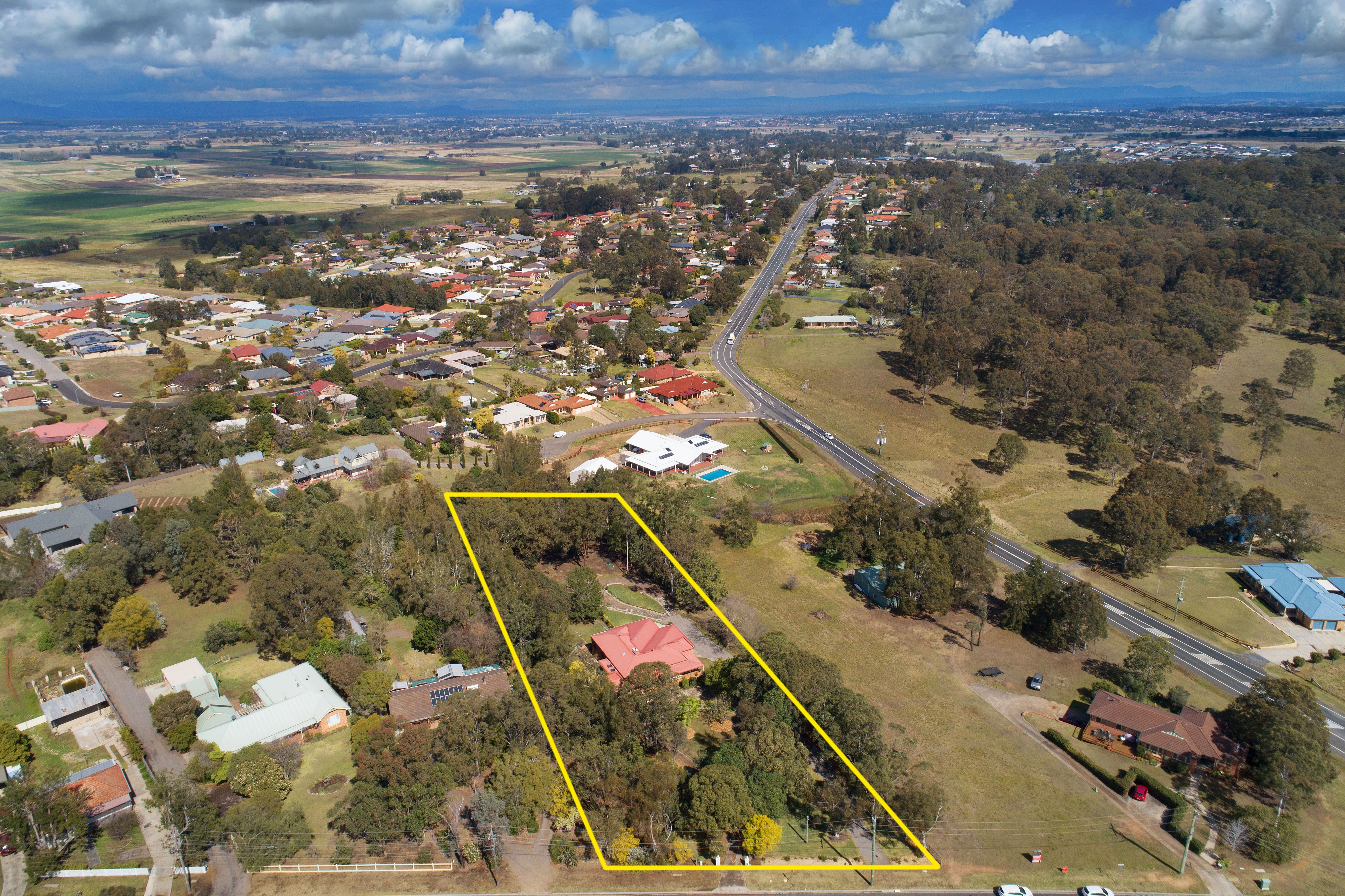 9 Largs Avenue