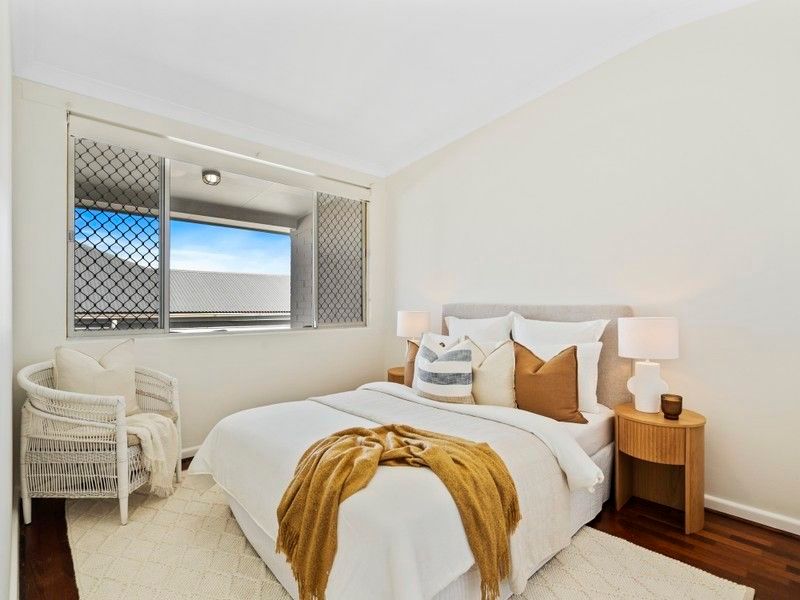 4/104 Henderson Street — photo 14 of 19