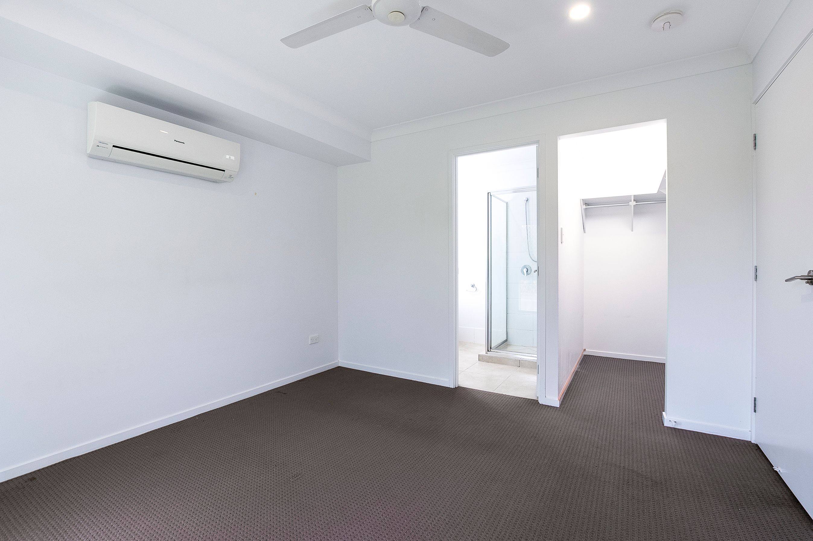 4 Warrill Street, Redbank Plains, QLD 4301