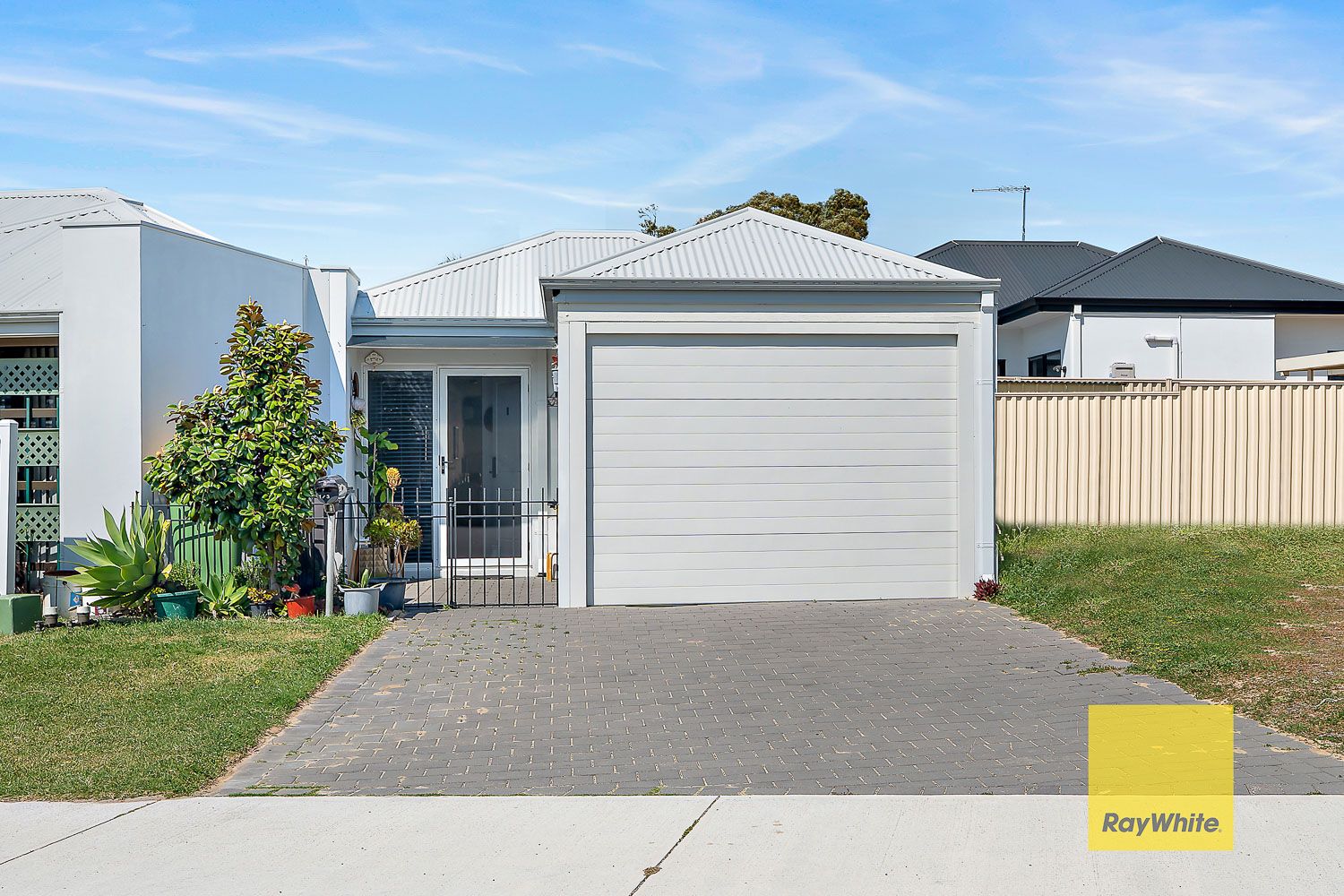 1/3 Kidman Court — photo from Ray White BPG