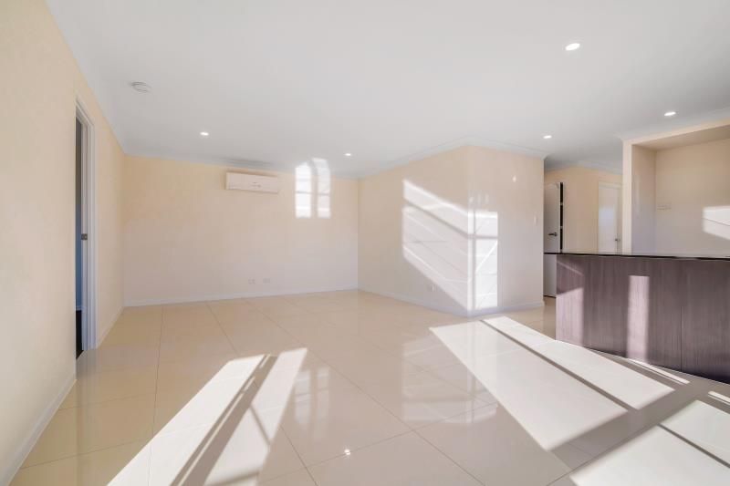 1/10 Azure Street, Rosewood, QLD 4340