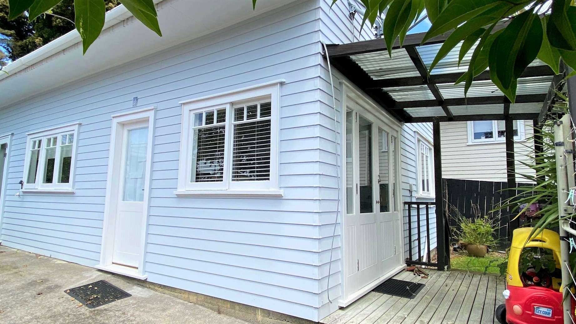 47 Eskdale Road photo 12