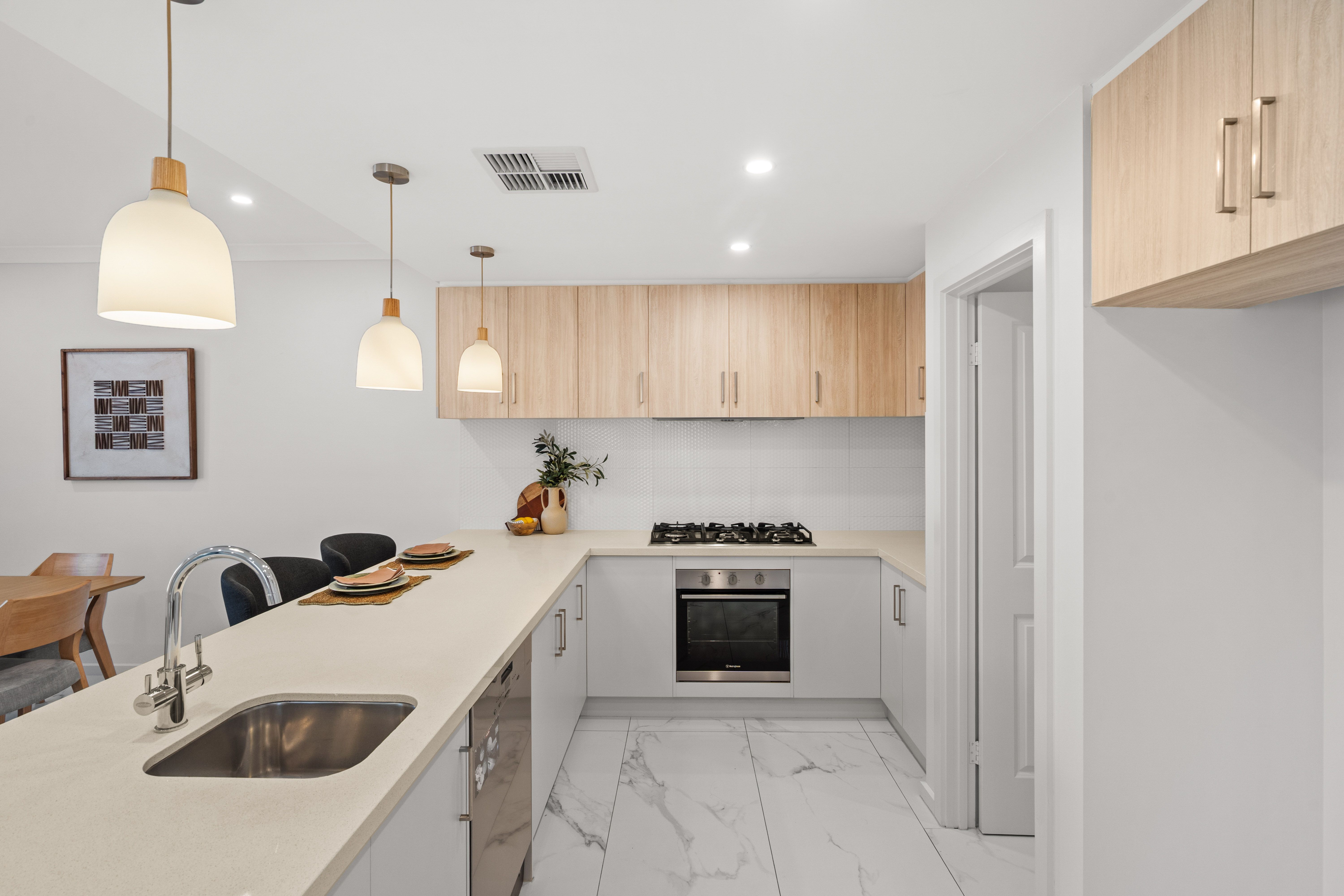 10 Colac Street — photo 6 of 25