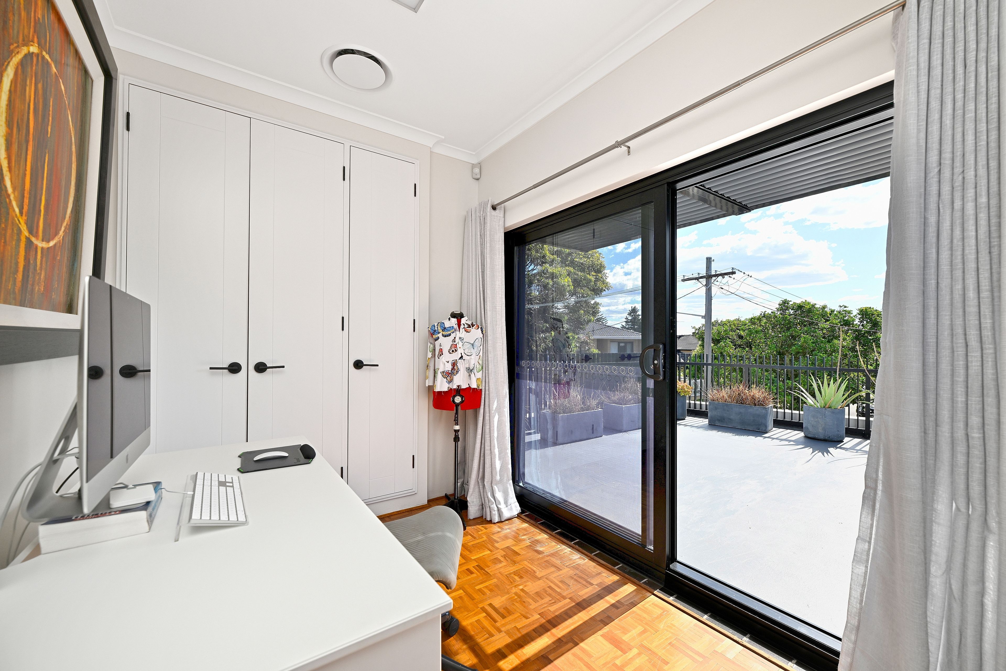 8 Fowler Crescent — photo 23 of 29