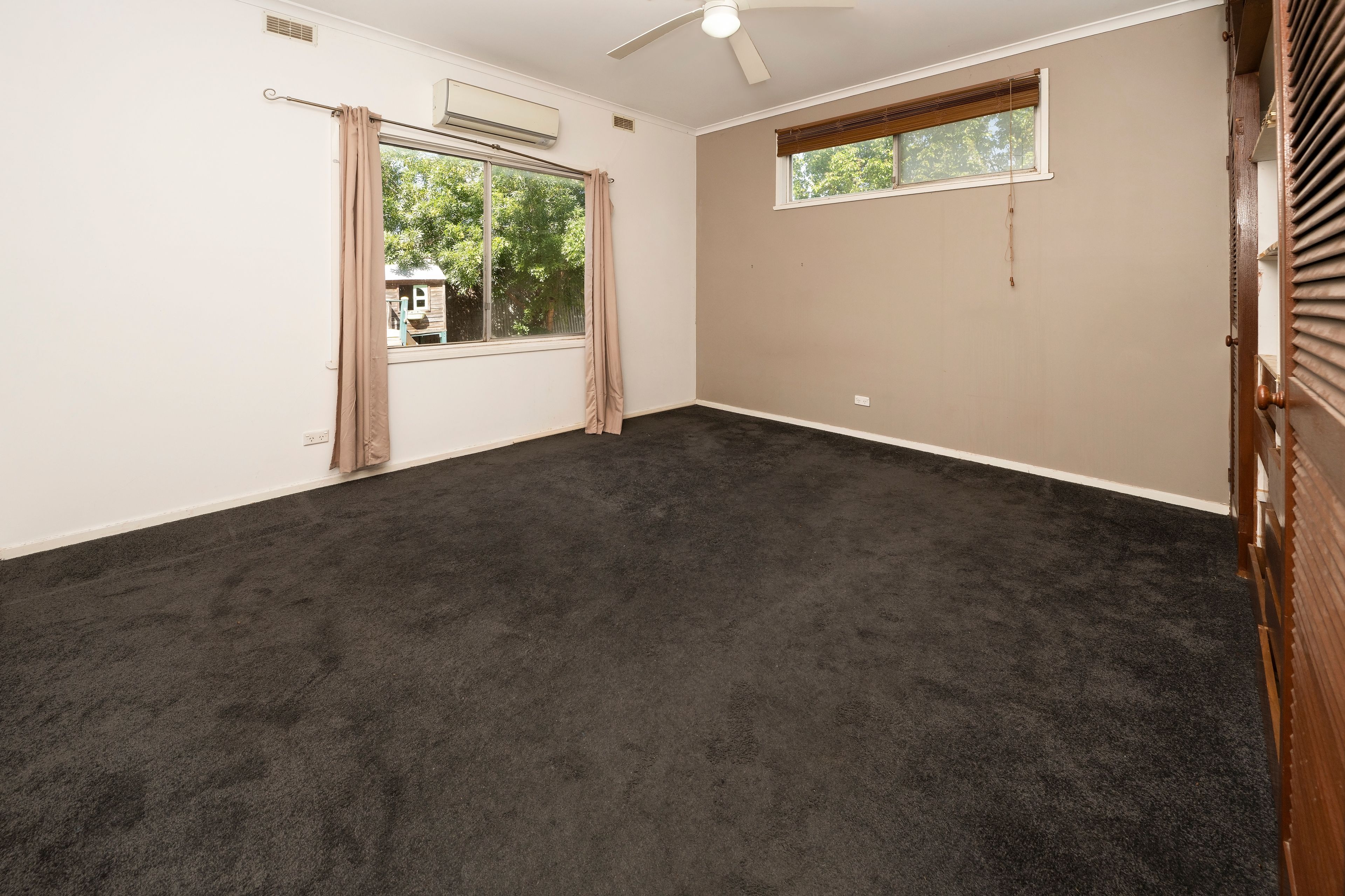 12 Holloway Grove — photo 8 of 24