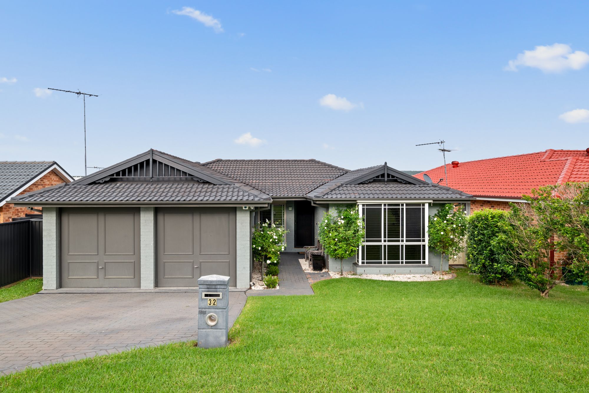 32 Knox Street, Glenmore Park NSW 2745