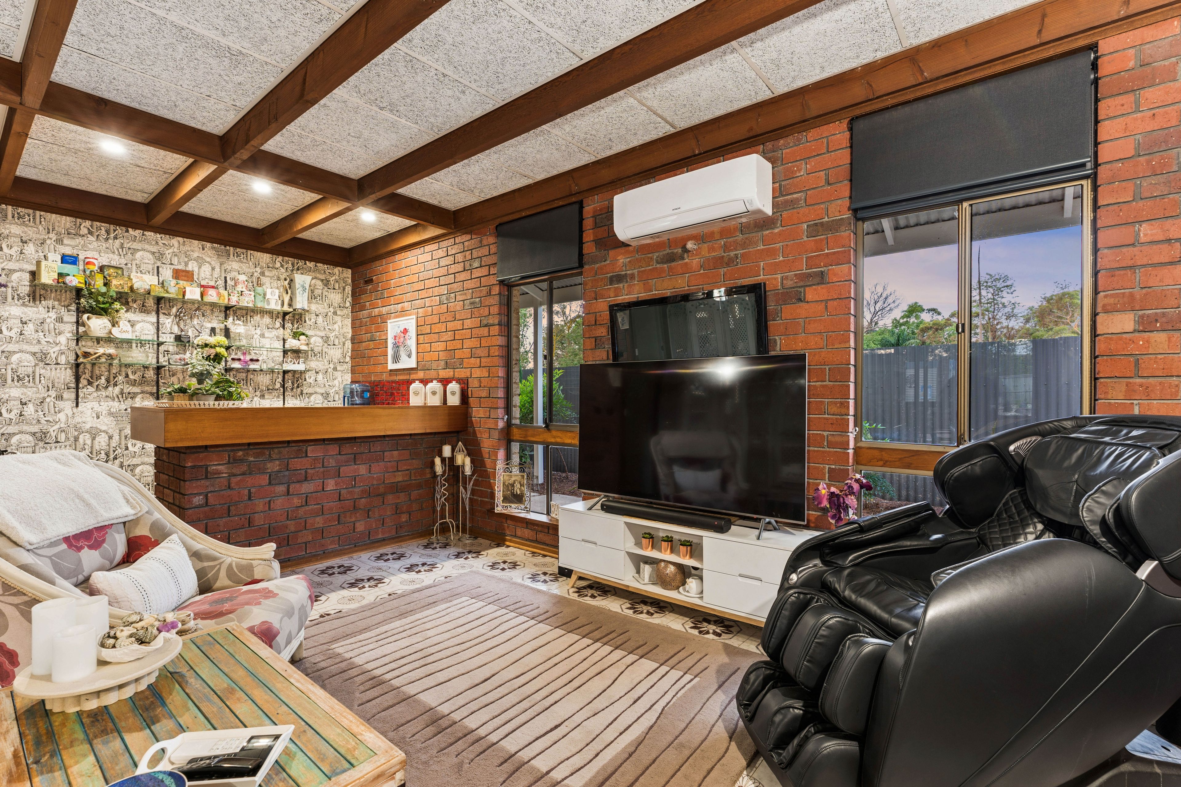 1 Angas Court — photo 20 of 28