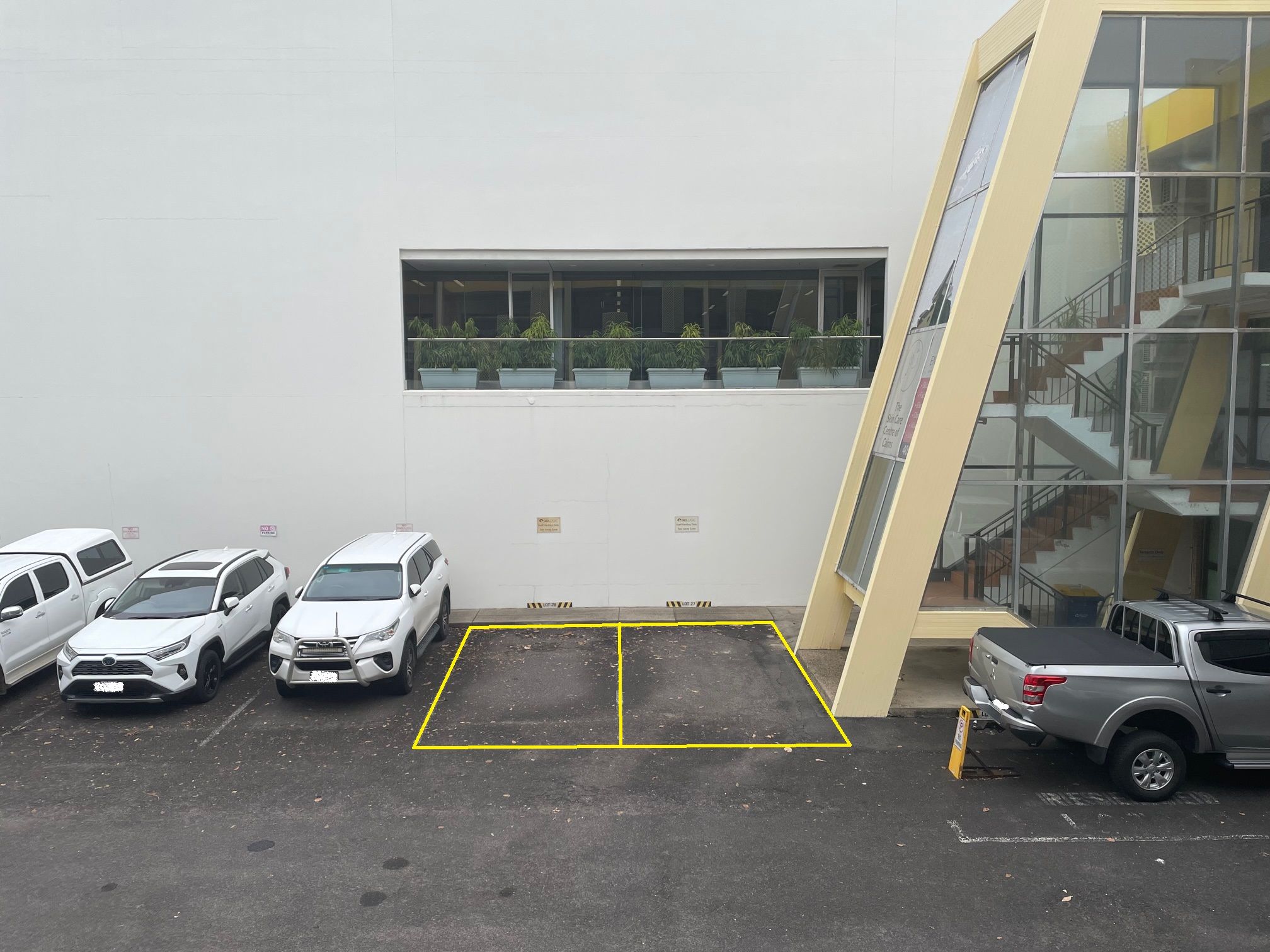 L27&28/21-25 Lake Street, Cairns City, QLD 4870