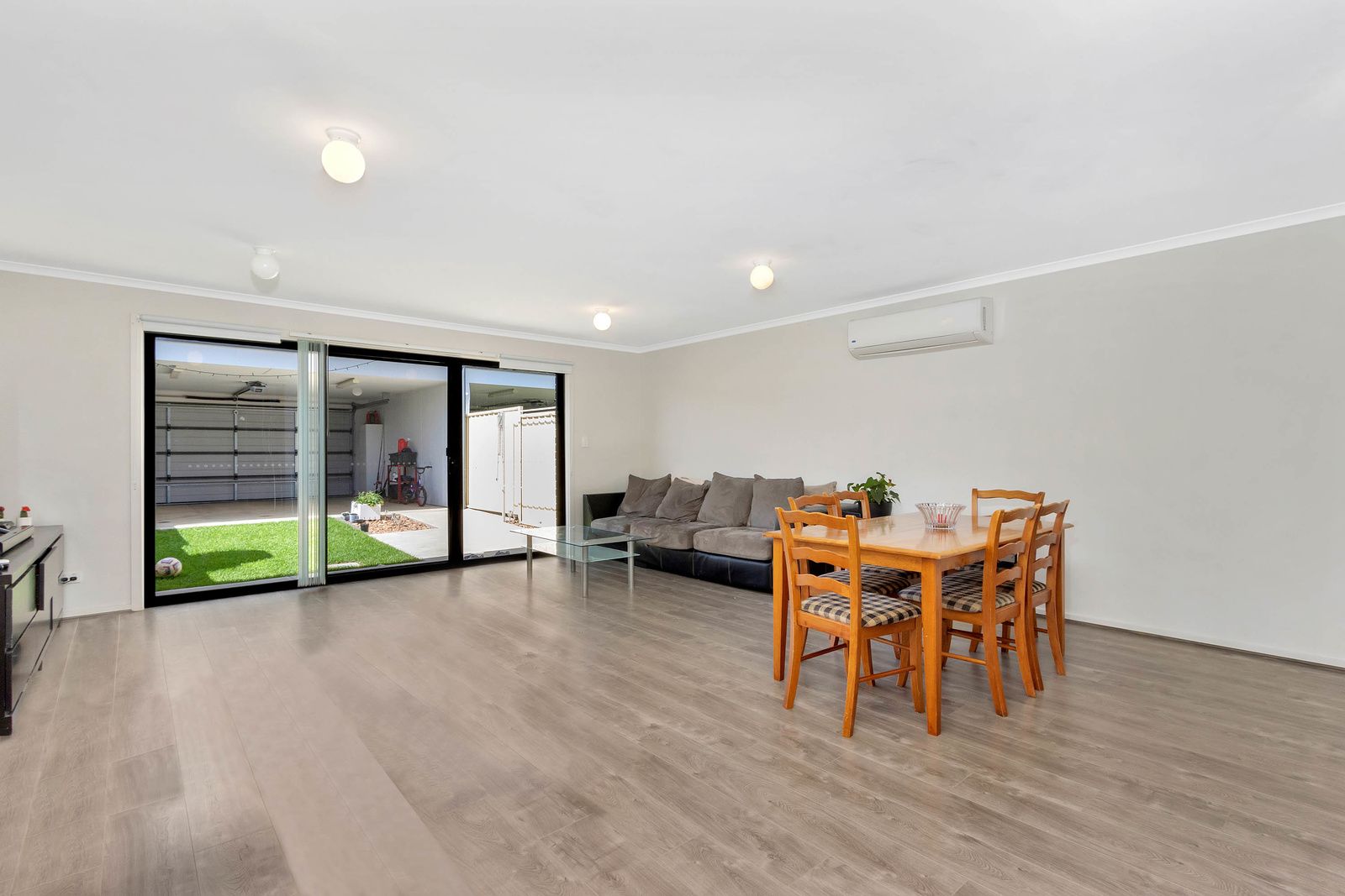 15 Jeffrey Road, Munno Para West, SA 5115
