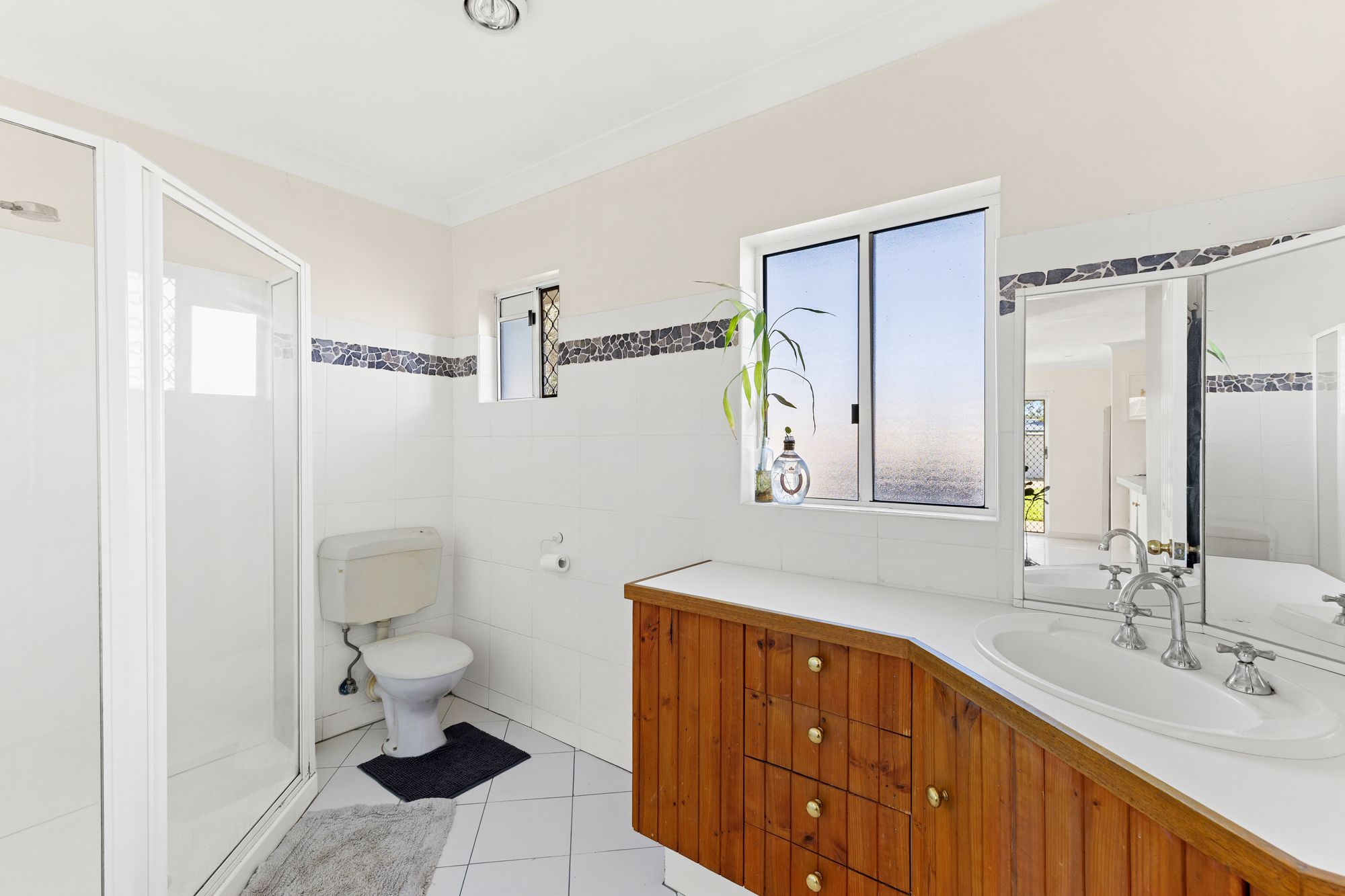 9 Hermay Court — photo 12 of 16