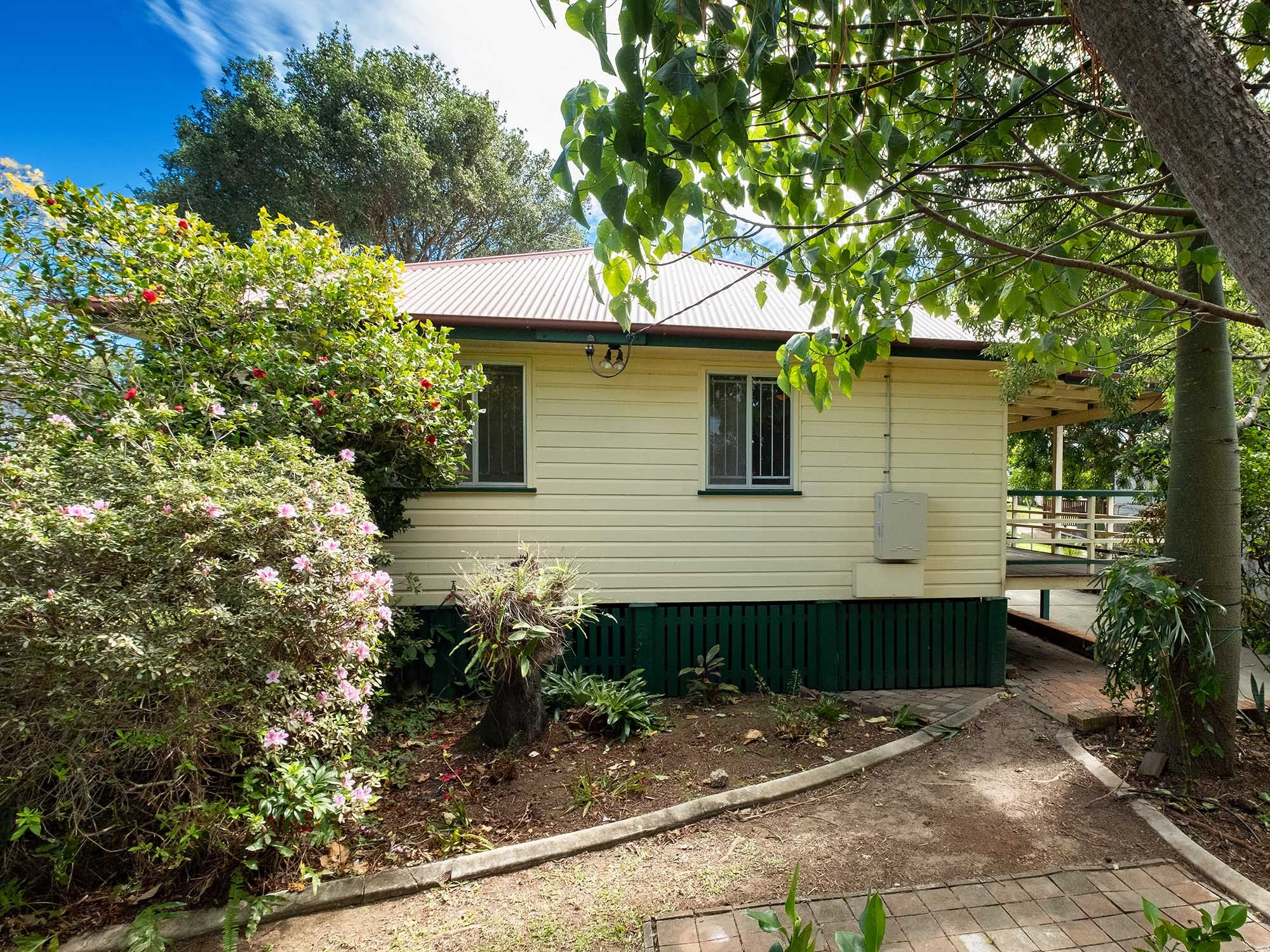 90 Canterbury Street, Mount Gravatt East QLD 4122