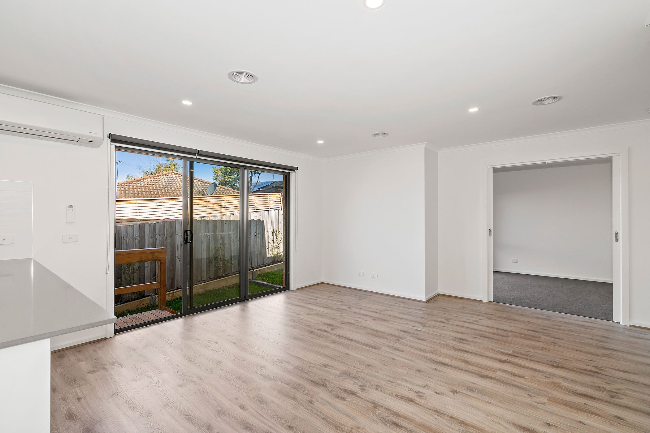 2/6 Gulwa Avenue, Frankston, VIC 3199