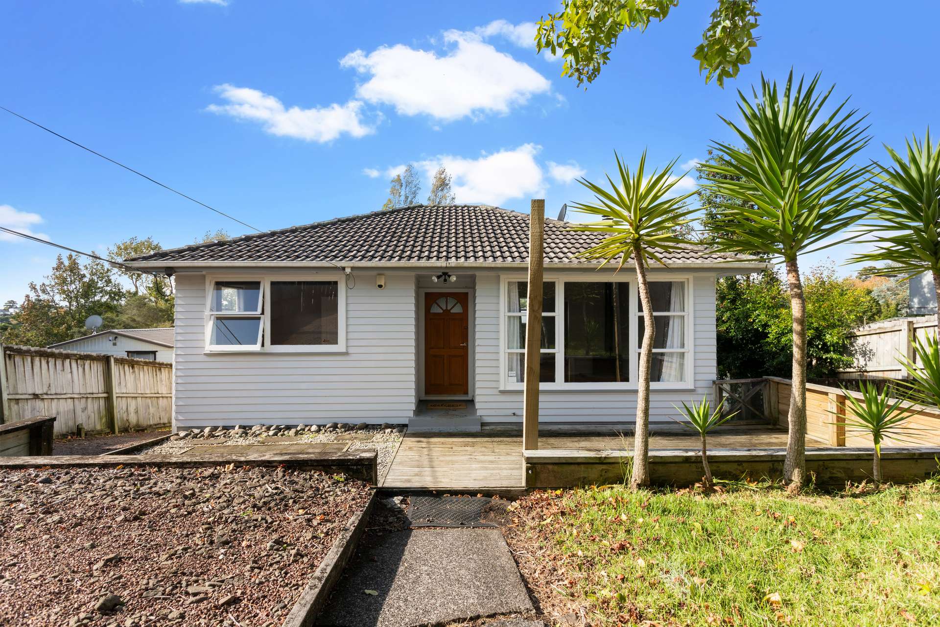 52 Awaroa Road photo 12