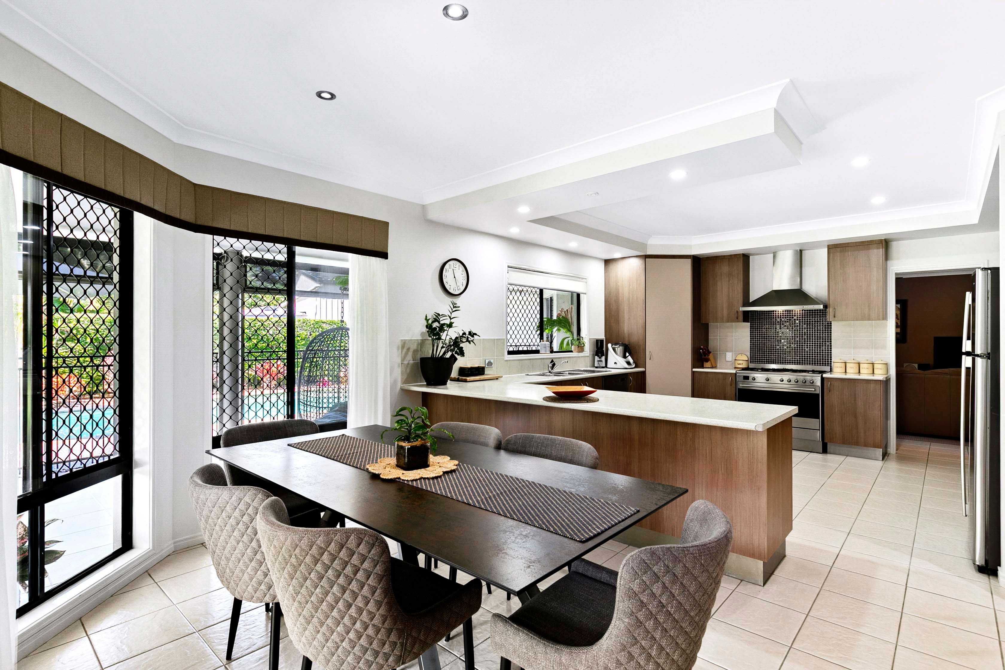 6 Norfolk Court — photo 14 of 30