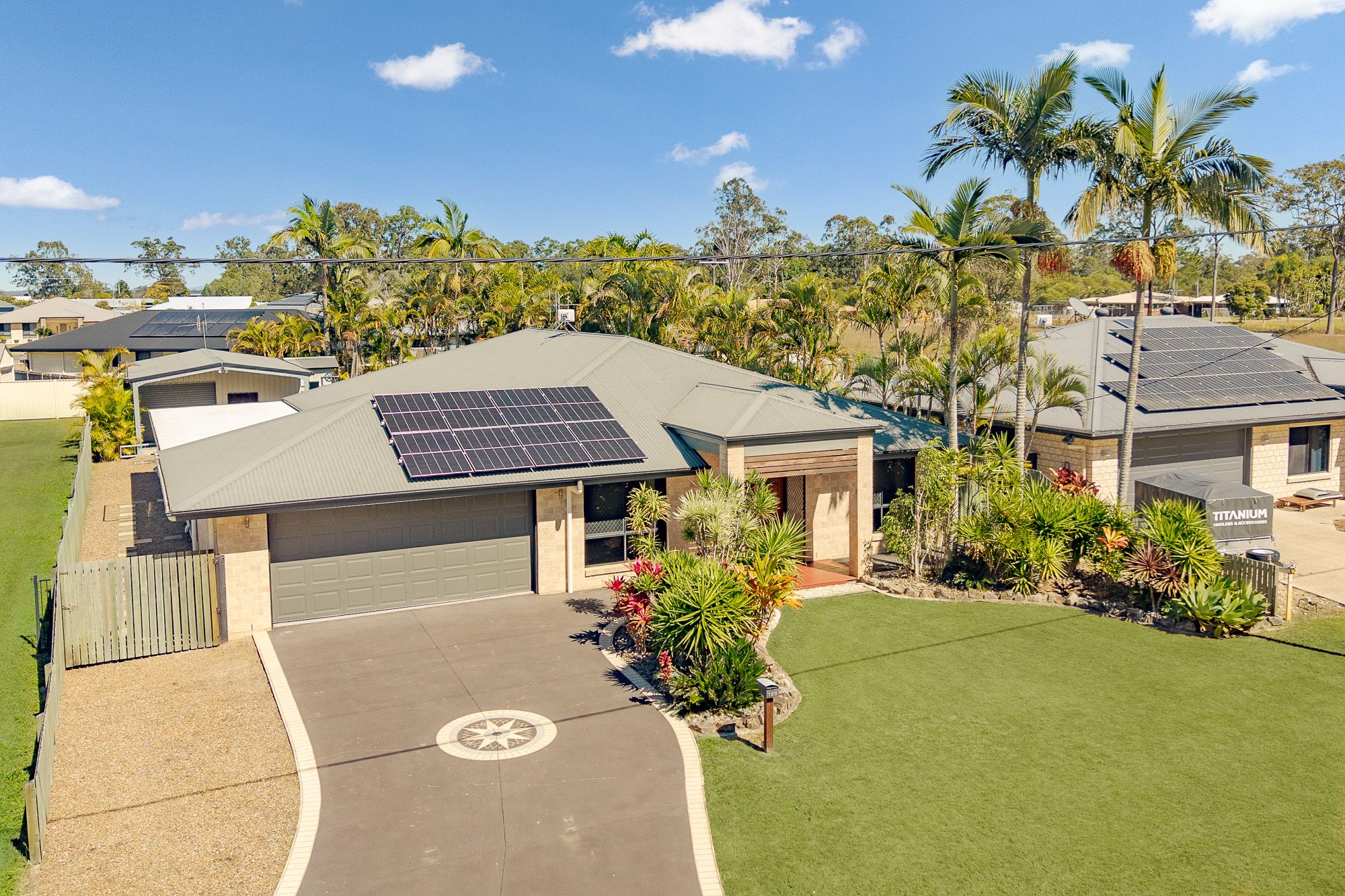 189 Showgrounds Road, Oakhurst, QLD 4650