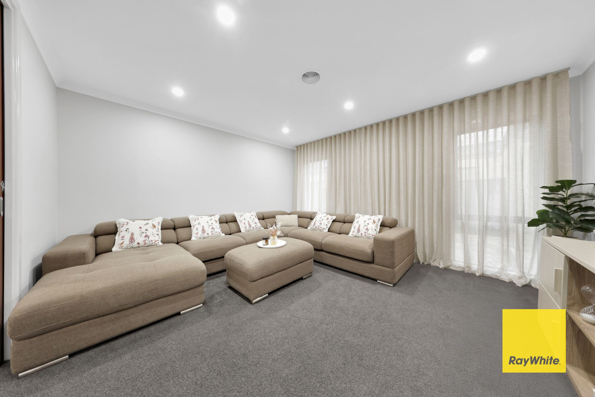 20 Baronial Way — photo 12 of 25