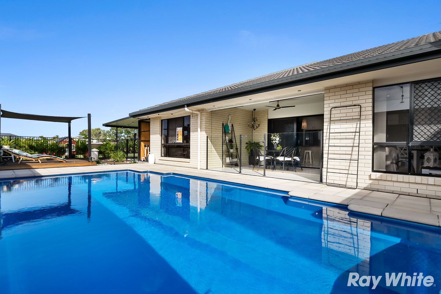 6 Fulmar Court, Burrum Heads, QLD 4659