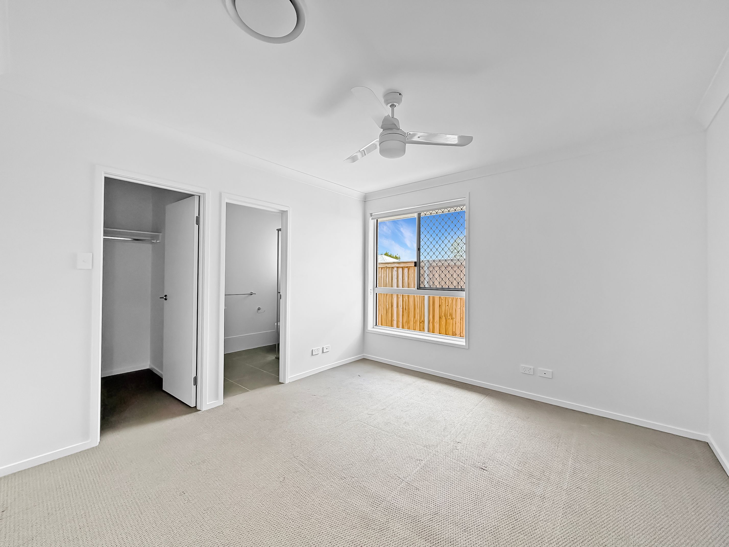 12 Pennant Drive — photo 8 of 11