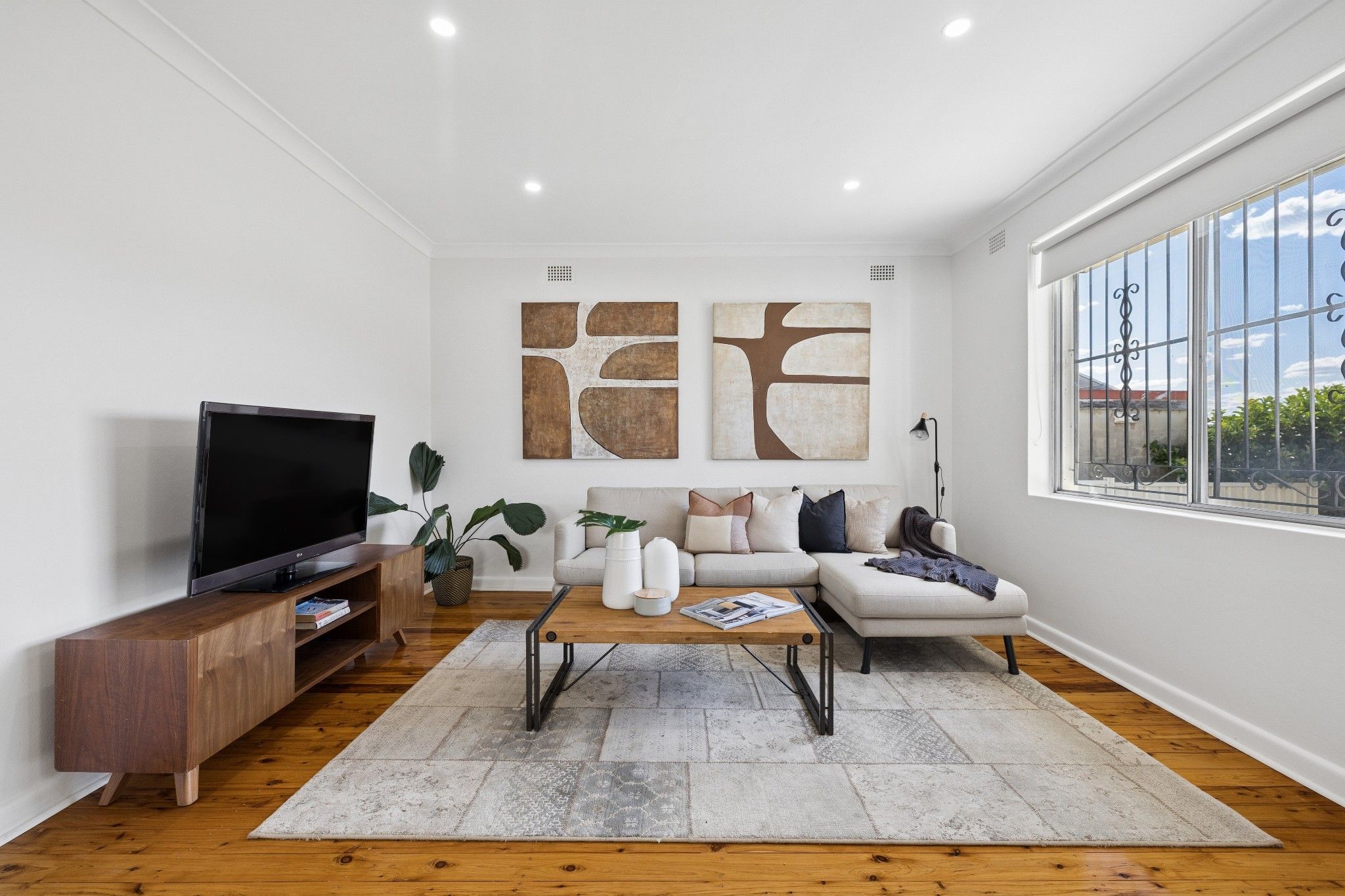 25 Birrellea Avenue — photo 4 of 17