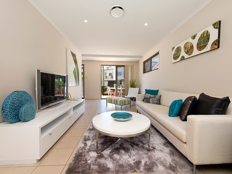 15 Sinclair Street, Moorooka, QLD 4105