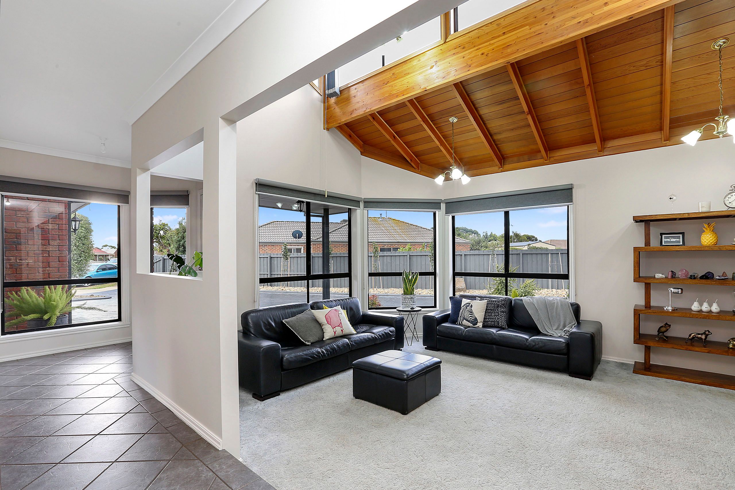 15 Ingrid Place, Lara, VIC 3212