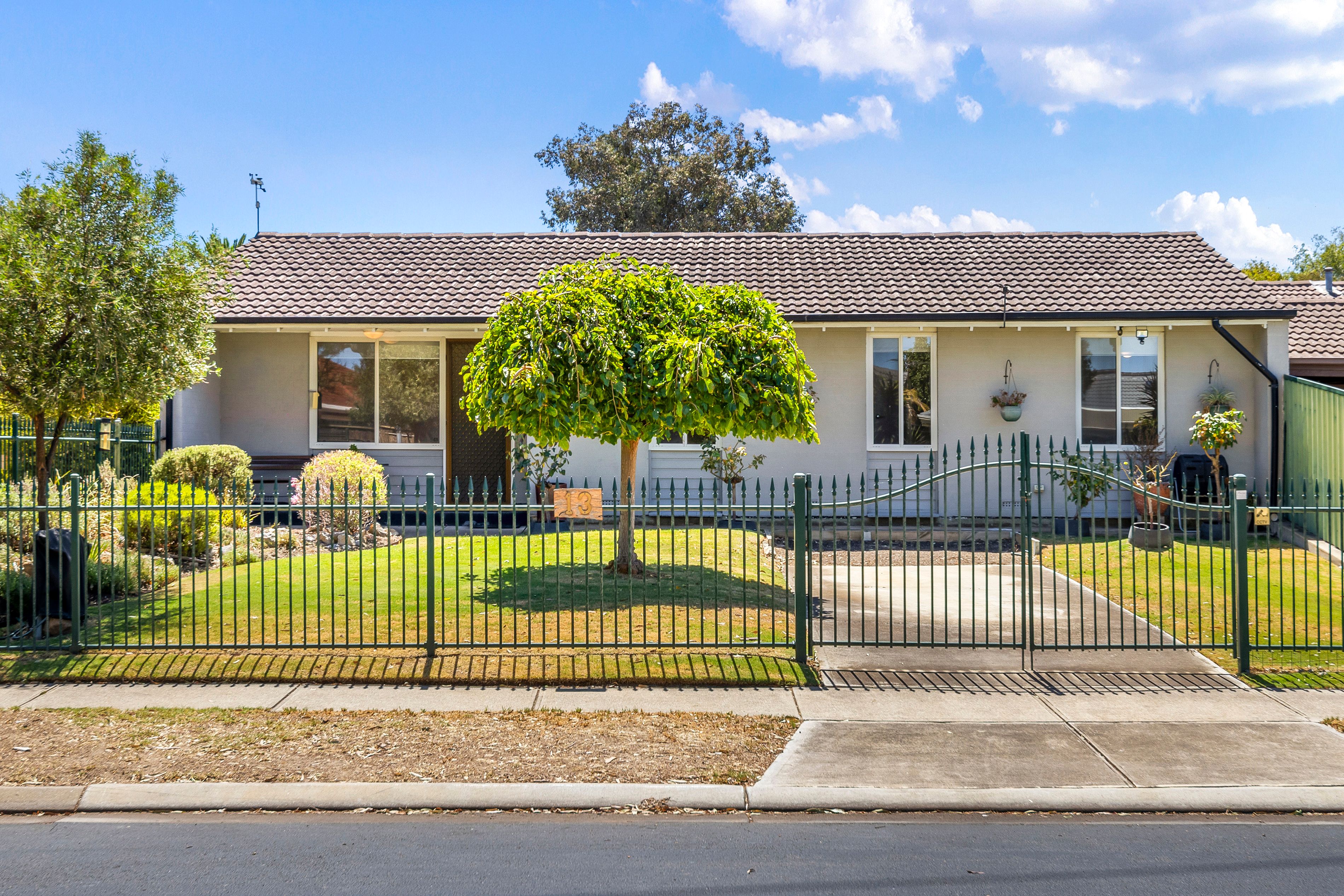 13 Dotterel Drive, Semaphore Park, SA 5019