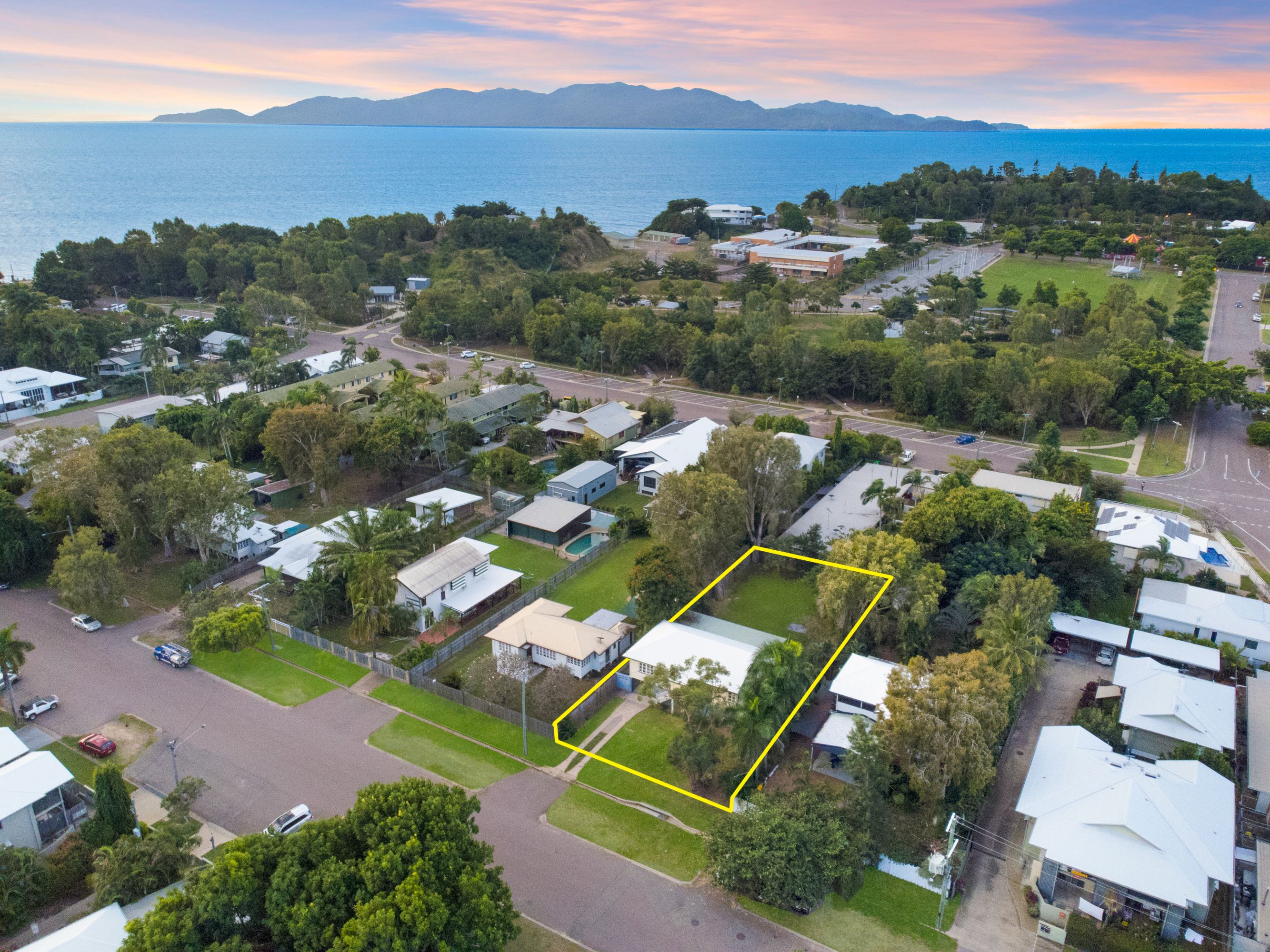 49 Rose Street, North Ward QLD 4810