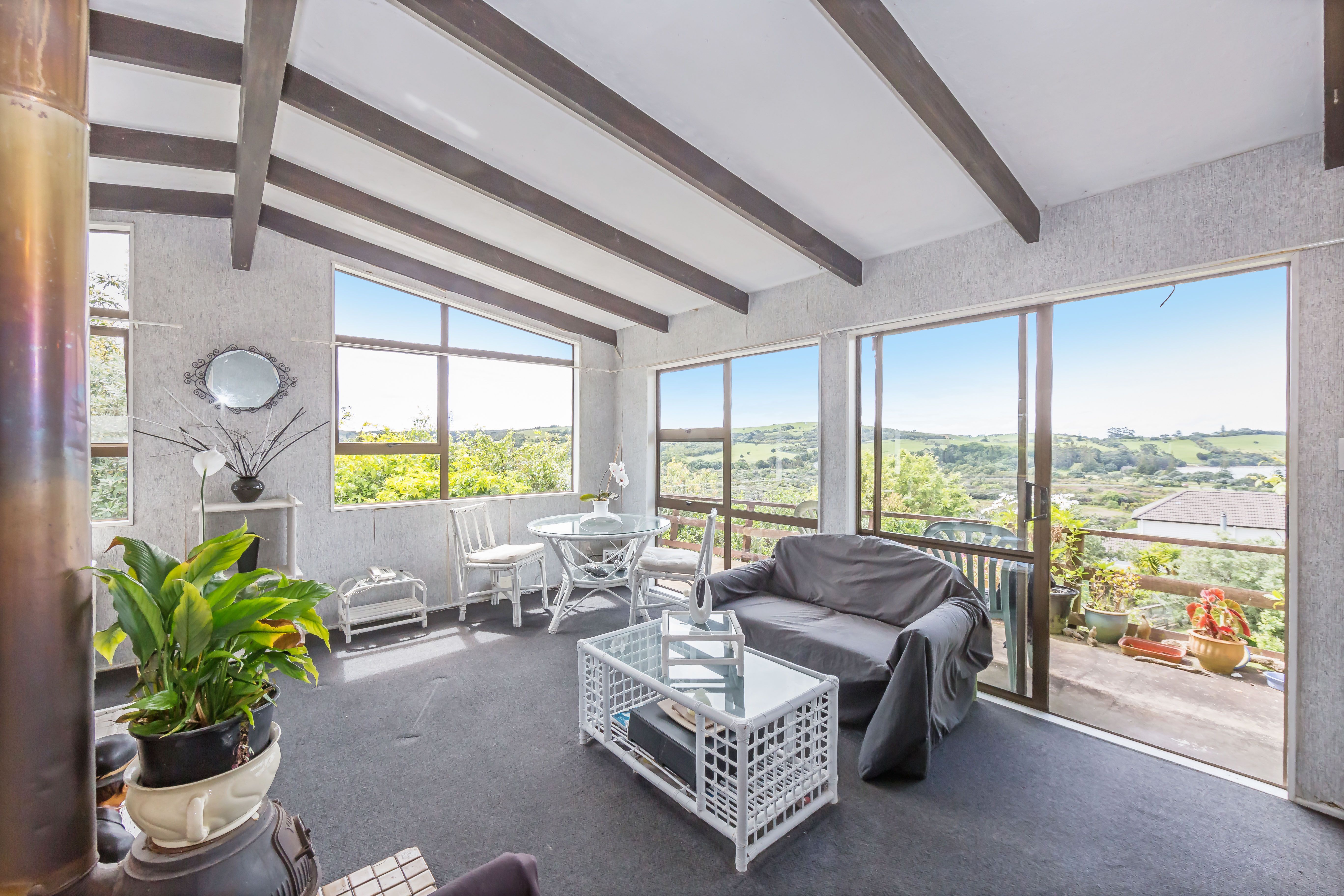 1453 Whangaparaoa Road, Army Bay, Rodney