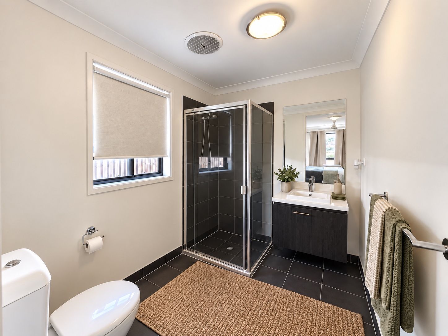 13 Cottonwood Crescent — photo 5 of 16