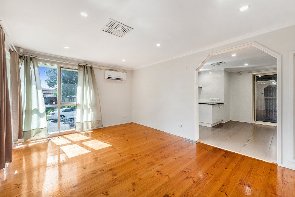 58 Crossdale Rise, Endeavour Hills, VIC 3802